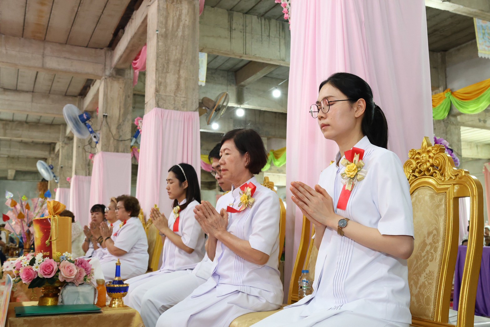 ภาพร่วมพิธีกรรมวัดกำแพงประชาราม