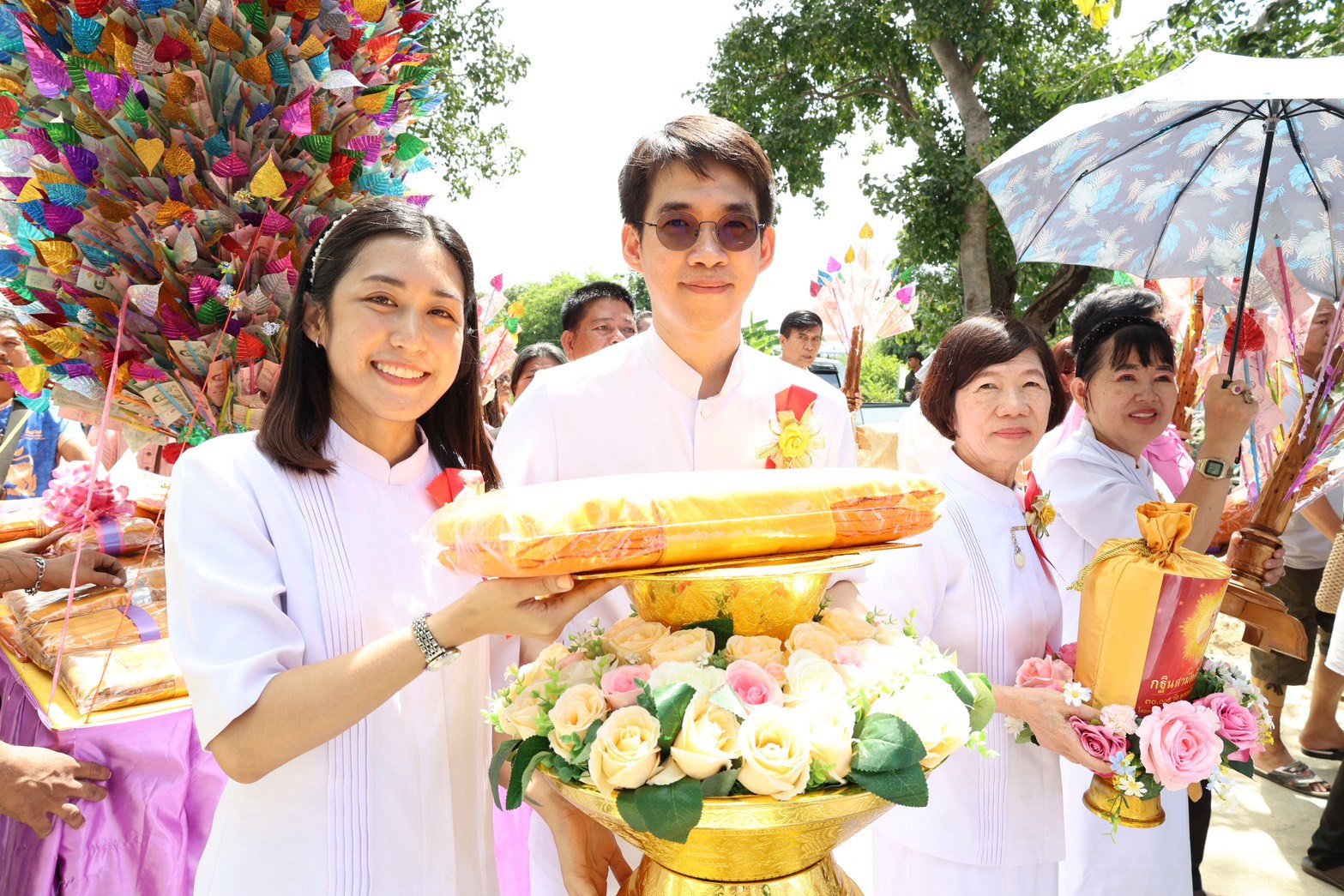 ภาพร่วมพิธีกรรมวัดกำแพงประชาราม