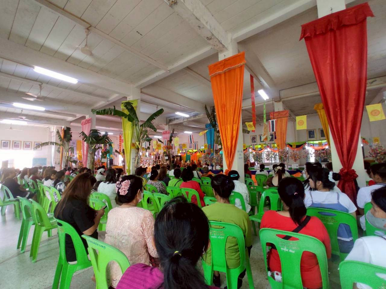 ภาพร่วมพิธีกรรมวัดพรมทินใต้