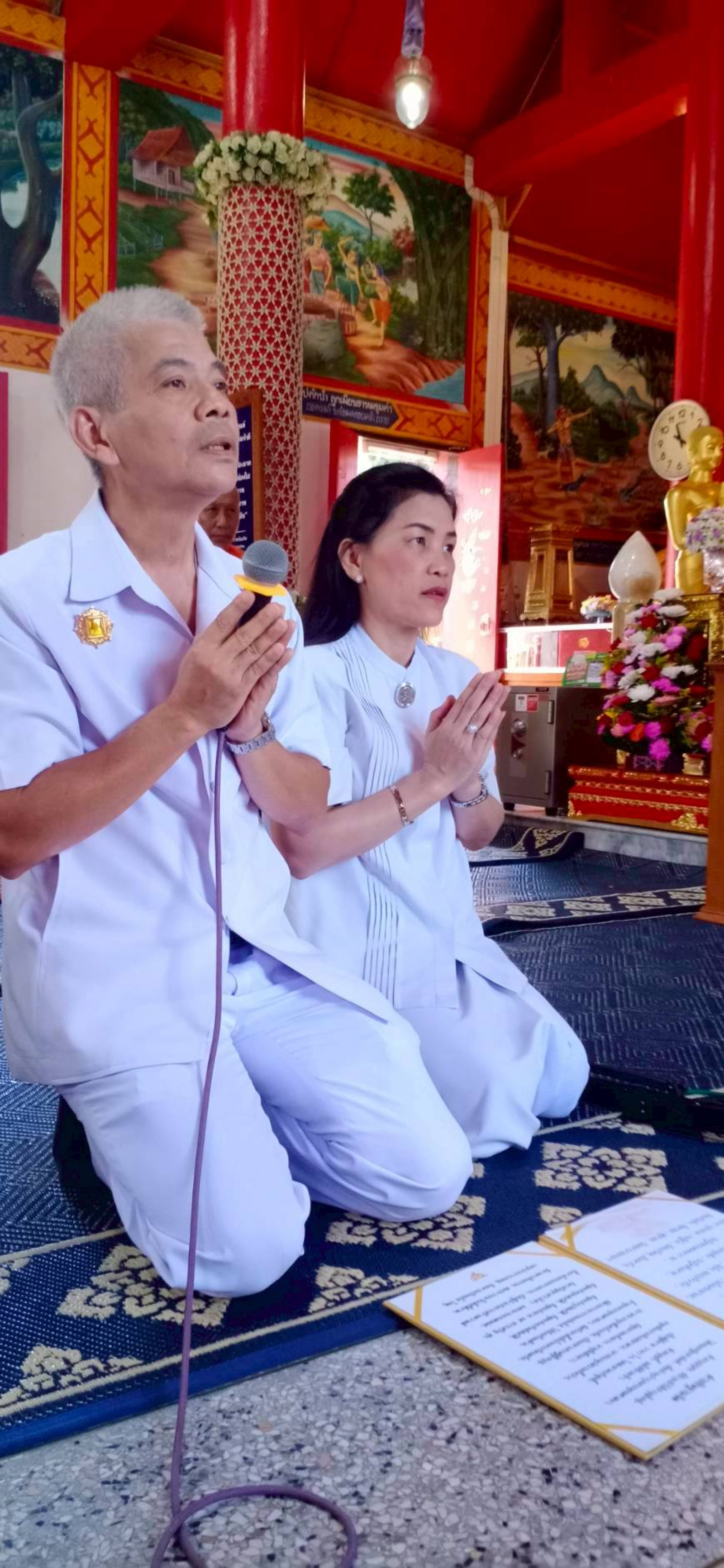 ภาพกล่าวคำถวายกฐินวัดพระธาตุคู่บุญ