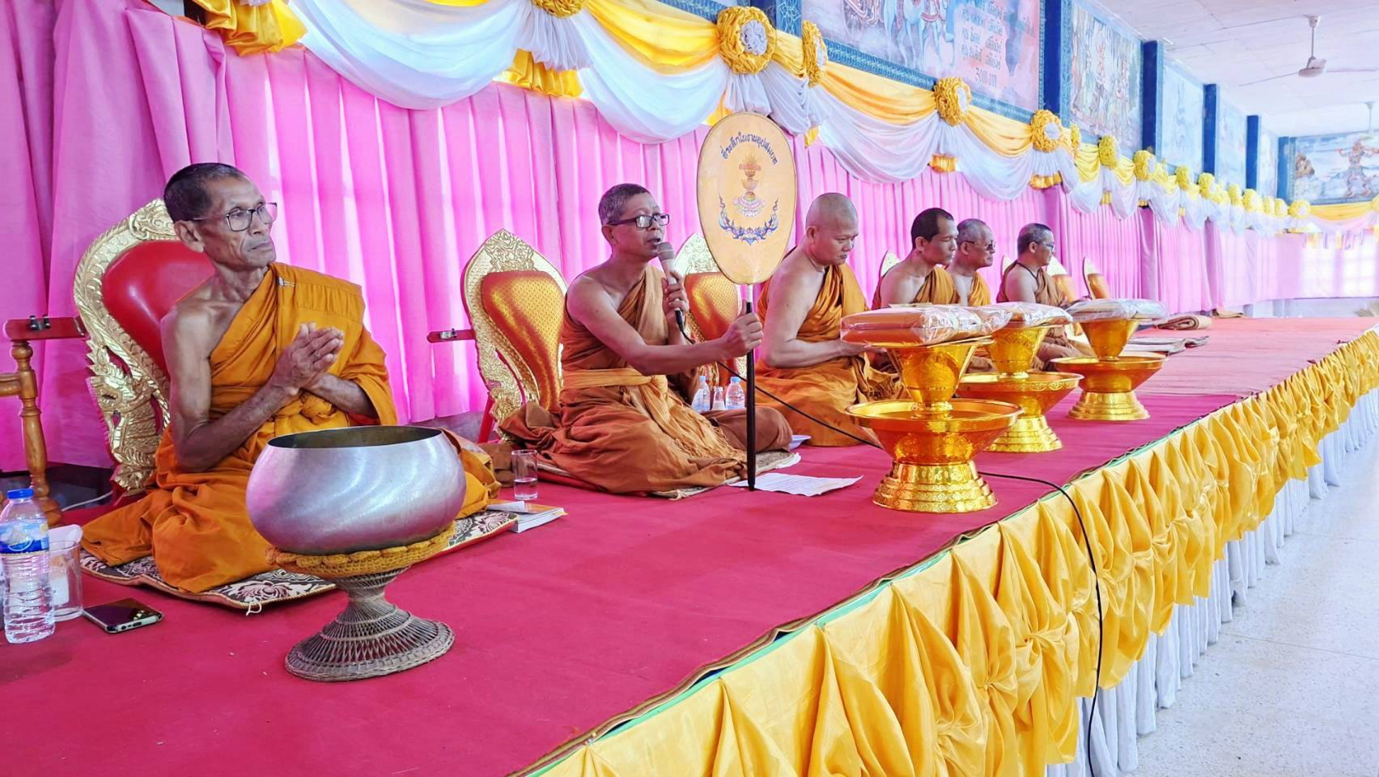 ภาพร่วมพิธีกรรมวัดบ้านหนองค่าย