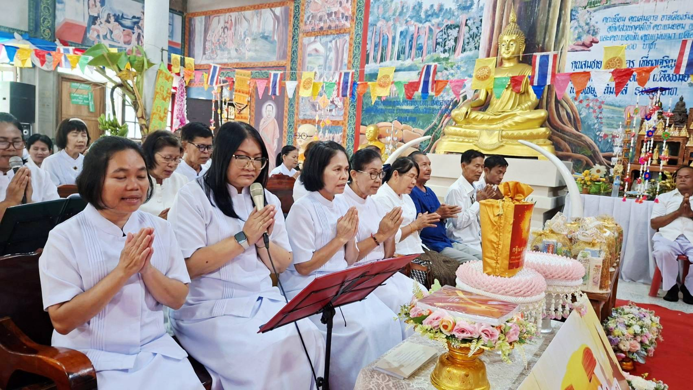 ภาพร่วมพิธีกรรมวัดบ้านหนองค่าย