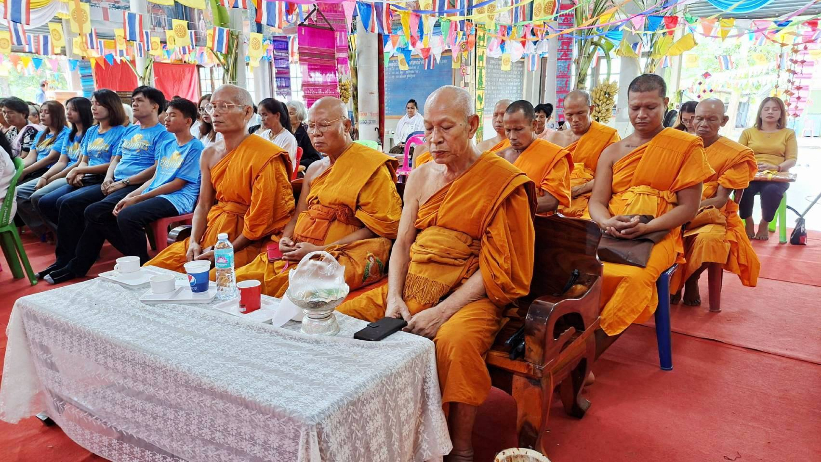 ภาพร่วมพิธีกรรมวัดบ้านหนองค่าย