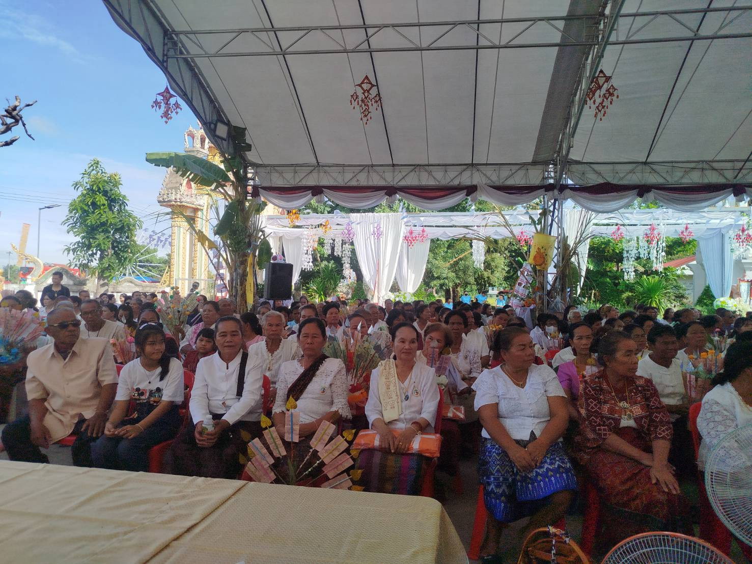 ภาพร่วมพิธีกรรมวัดทรงธรรม