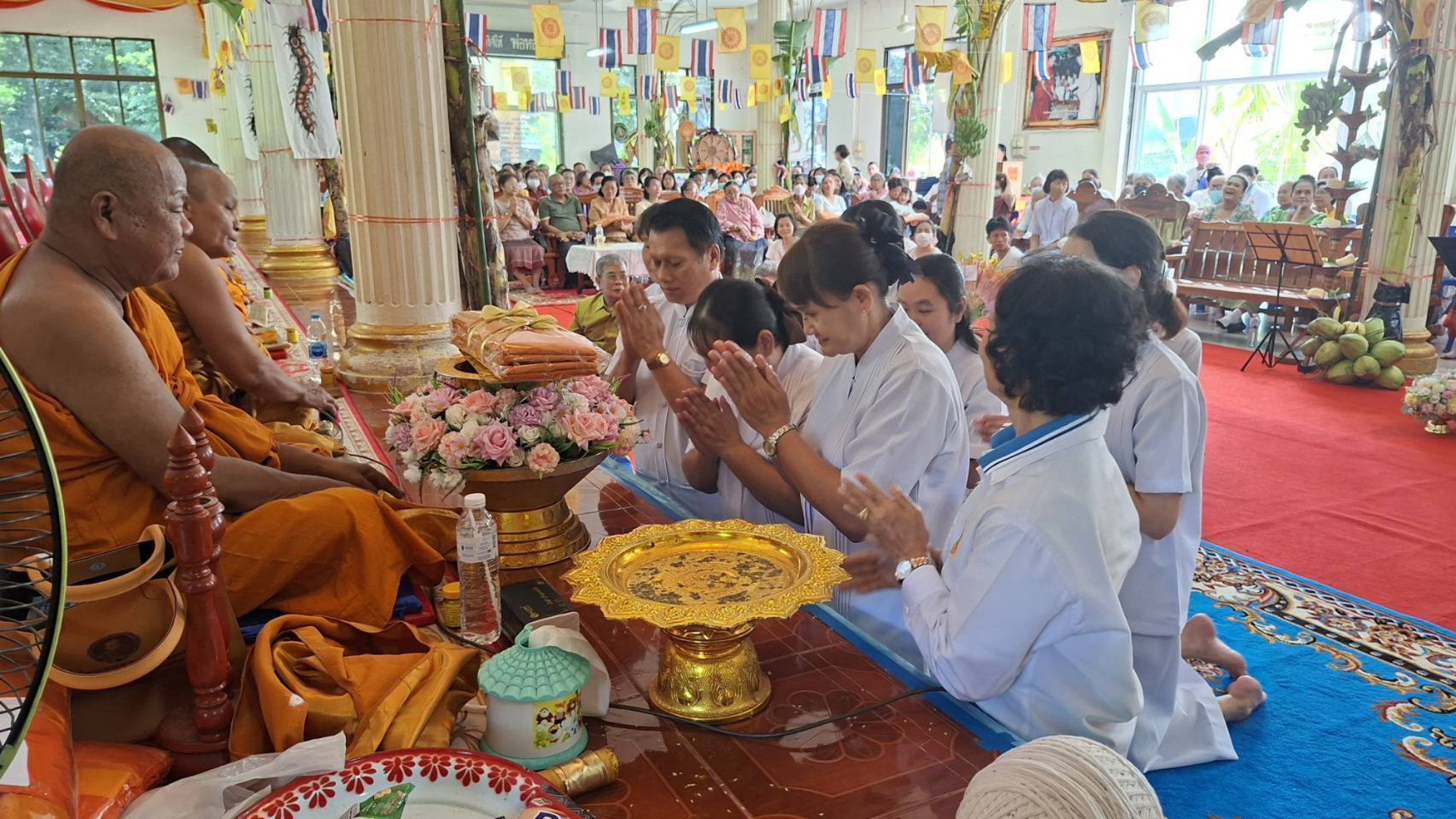 ภาพร่วมพิธีกรรมวัดอินทรวนาราม