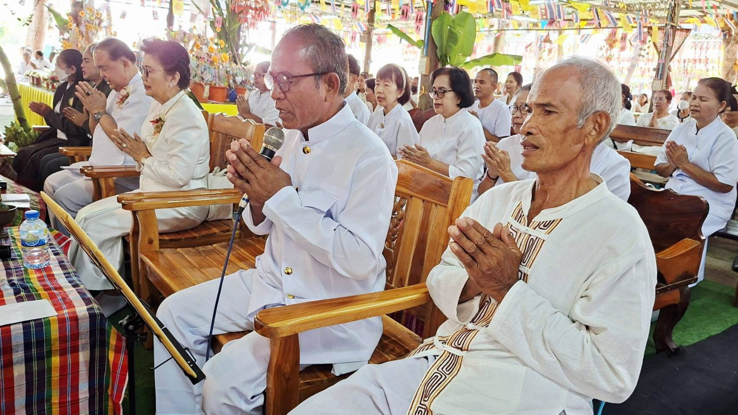 ภาพร่วมพิธีกรรมวัดศรีสำโรง