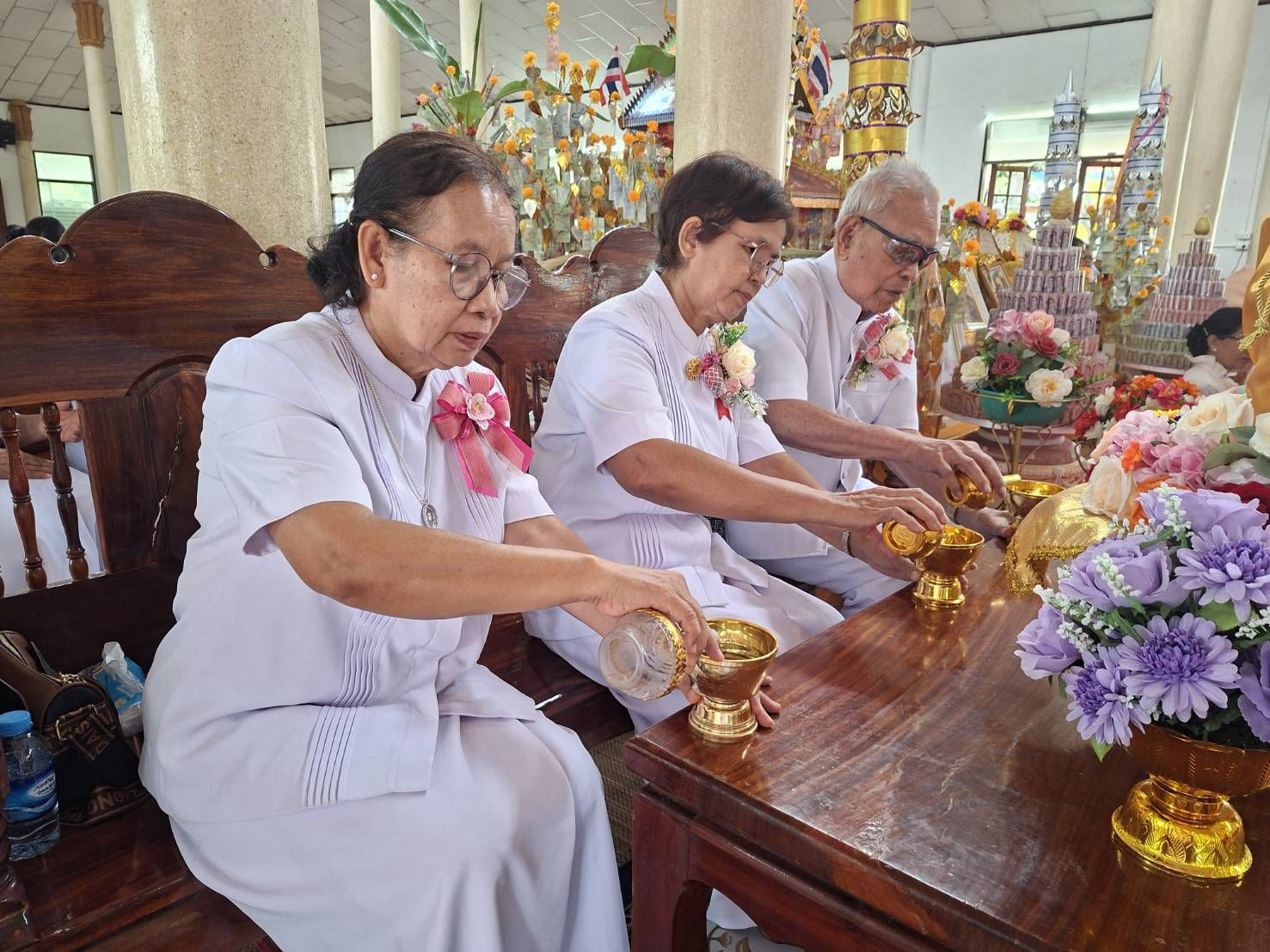 ภาพร่วมพิธีกรรมวัดศรีอุทุมพร
