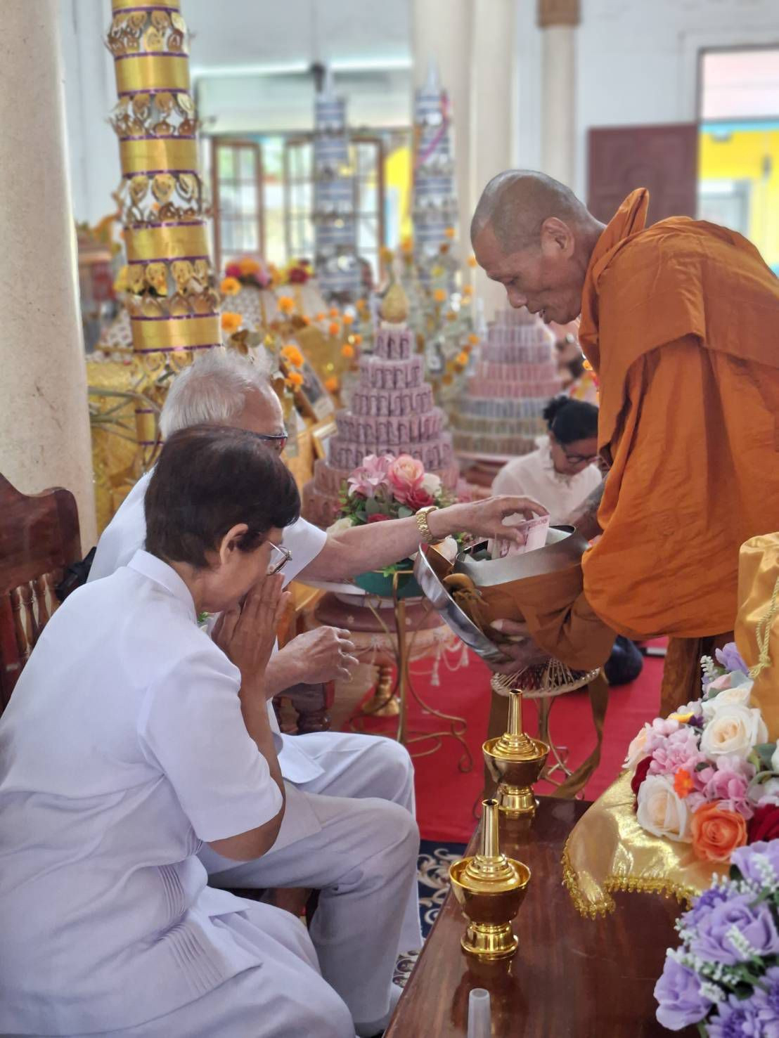 ภาพร่วมพิธีกรรมวัดศรีอุทุมพร