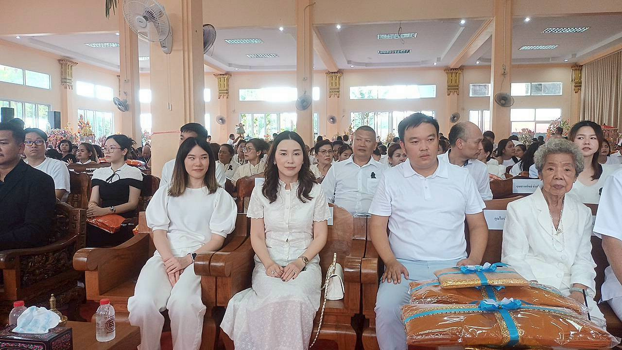 ภาพร่วมพิธีกรรมวัดนิคมประทีป(โคกหล่อ)