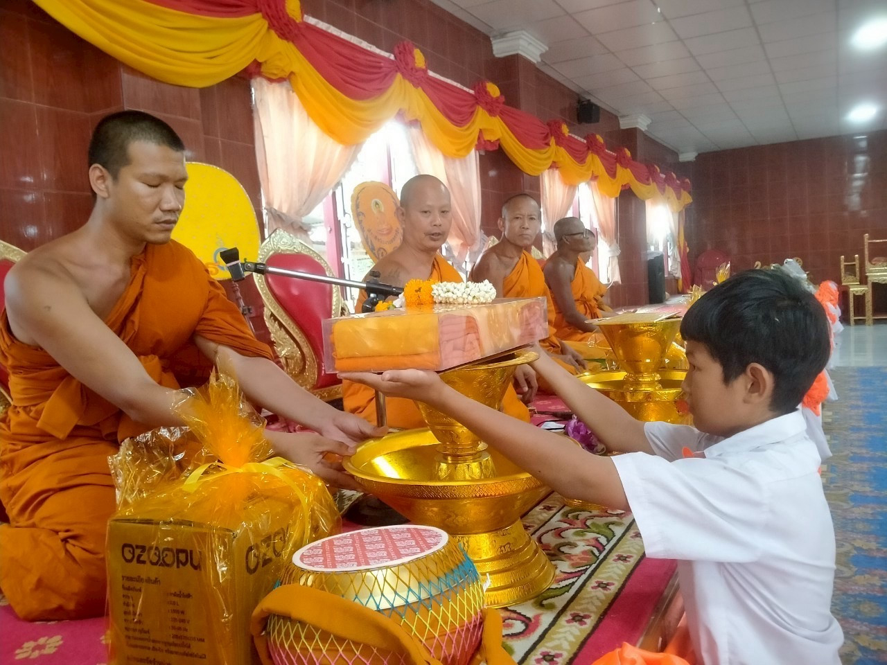 ภาพร่วมพิธีกรรมวัดโคกกรวด