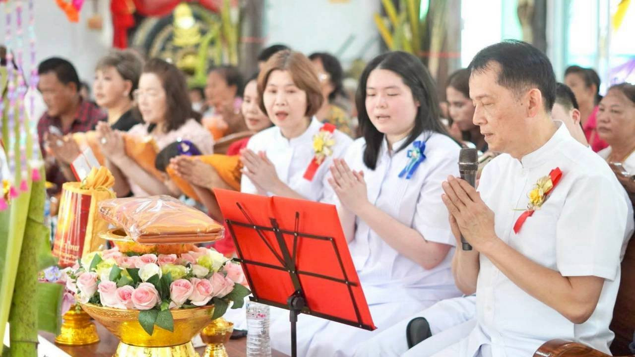 ภาพกล่าวคำถวายกฐินวัดวังขอนขว้าง