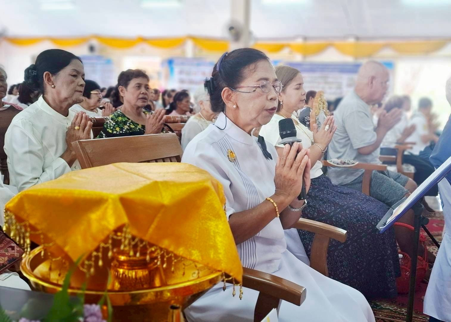 ภาพกล่าวคำถวายกฐินวัดปากแพรก