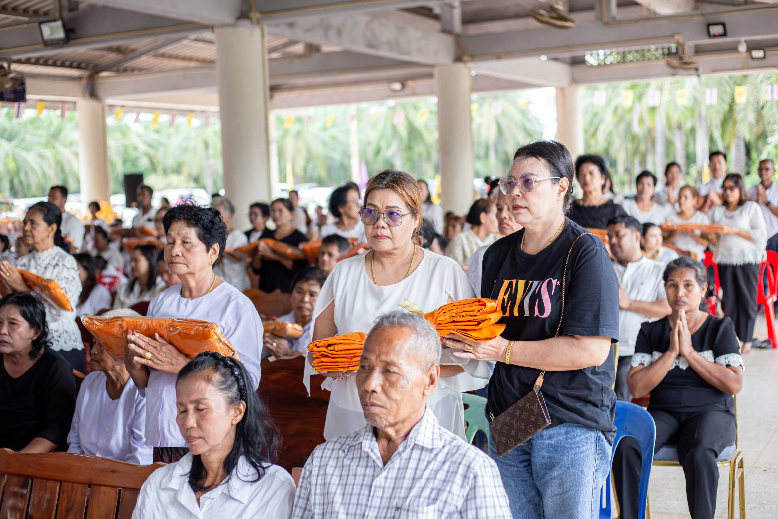 ภาพร่วมพิธีกรรมสำนักสงฆ์คลองวัว