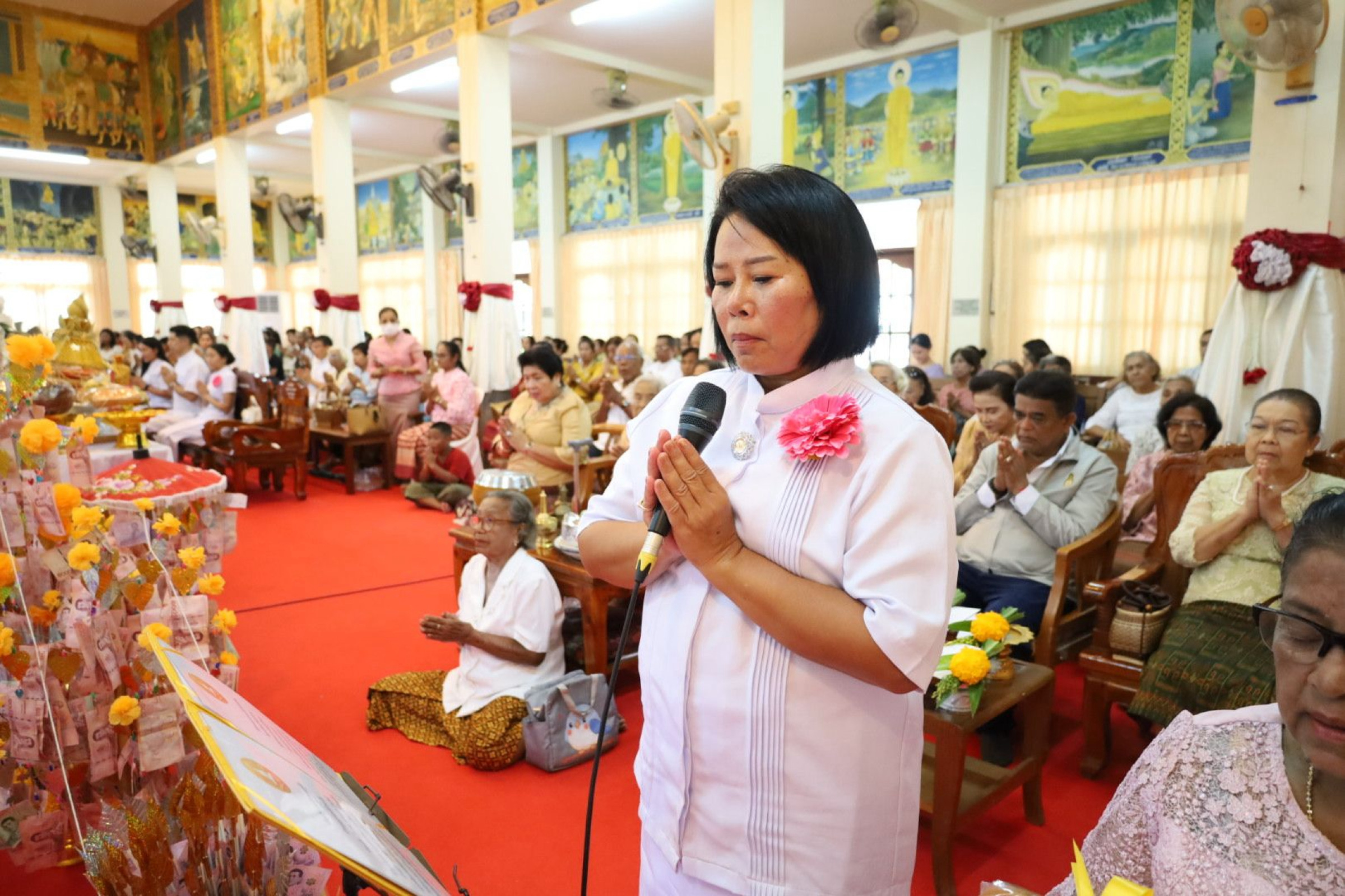 ภาพกล่าวคำถวายกฐินวัดภูเขาทอง