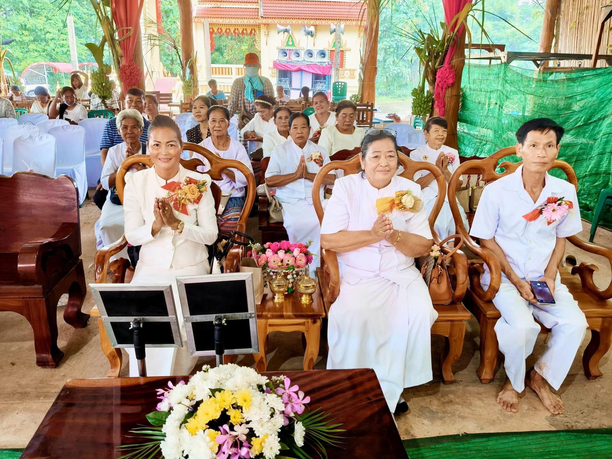 ภาพร่วมพิธีกรรมวัดเขาชุมแสง