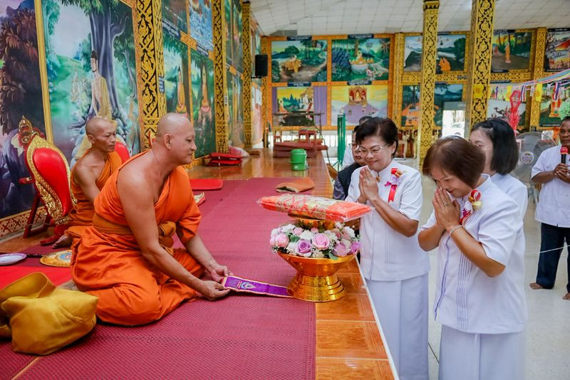 ภาพร่วมพิธีกรรมวัดหนองสระแก