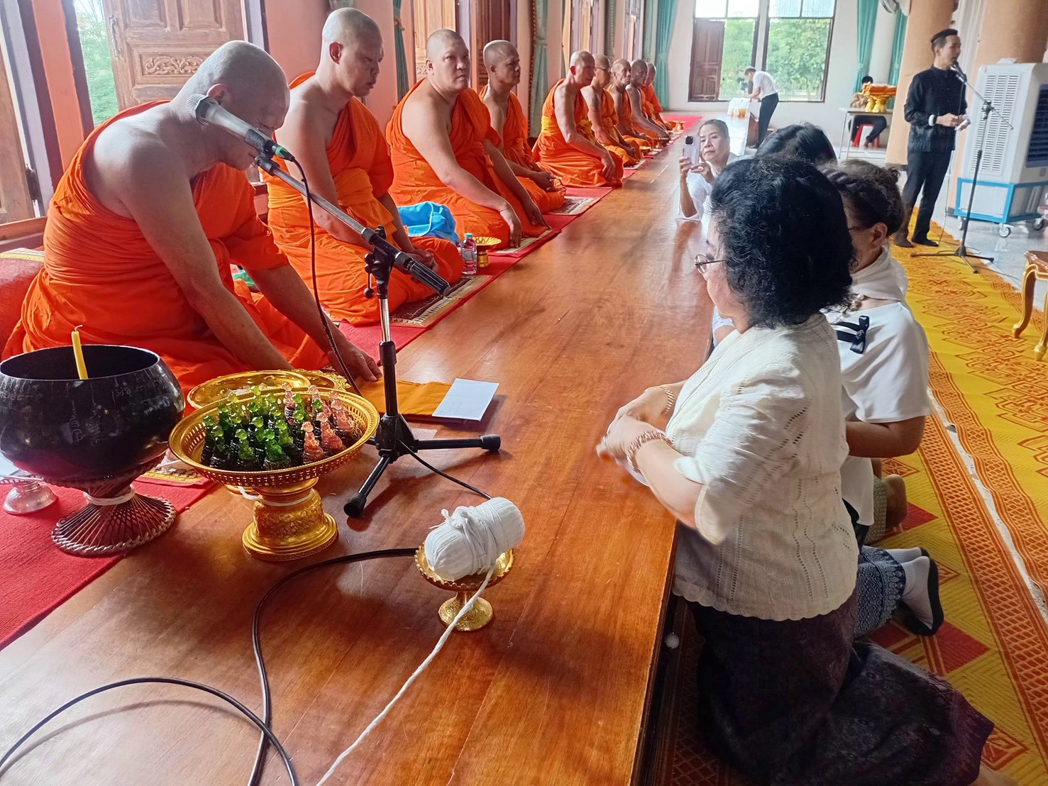 ภาพร่วมพิธีกรรมวัดบึงกระดาน