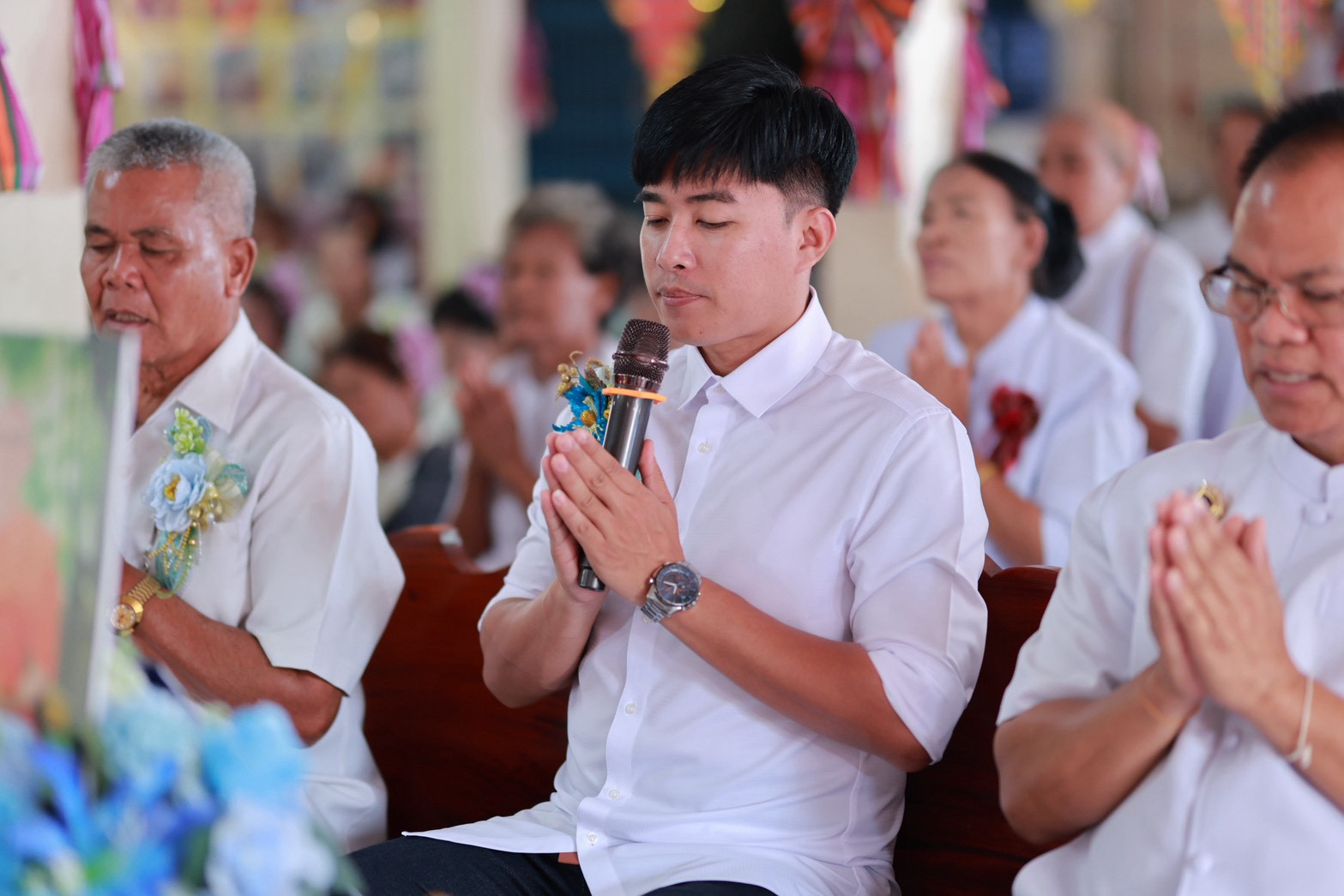 ภาพร่วมพิธีกรรมวัดเสนาถไพรบูลย์