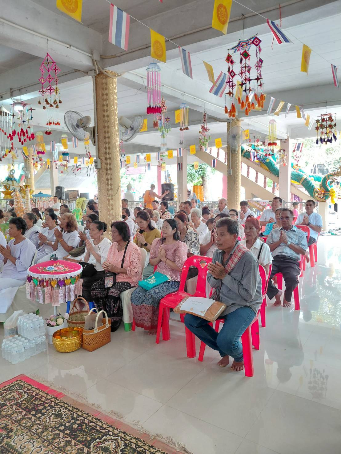 ภาพร่วมพิธีกรรมวัดชุมแสง