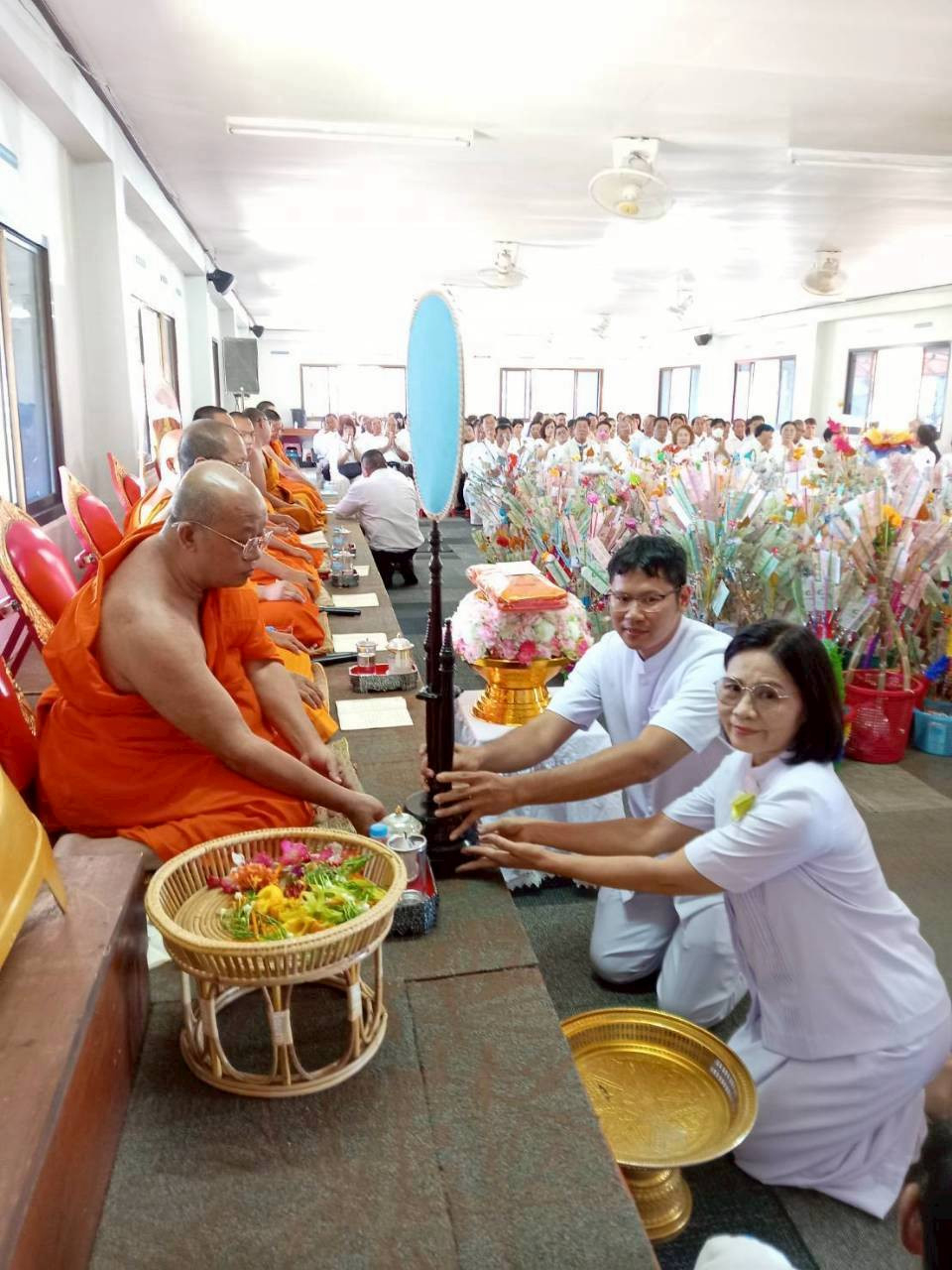 ภาพร่วมพิธีกรรมวัดมังคลาราม