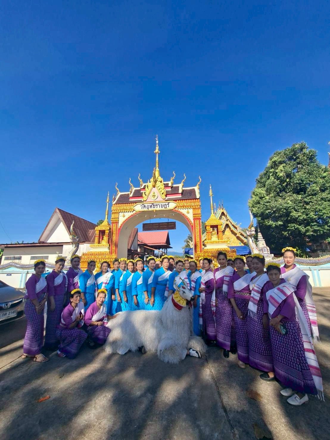 ภาพร่วมพิธีกรรมวัดอุทัยราษฎร์