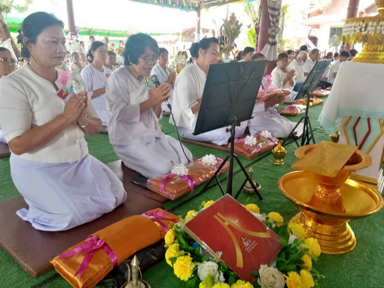 ภาพร่วมพิธีกรรมวัดศรีบุญเรือง