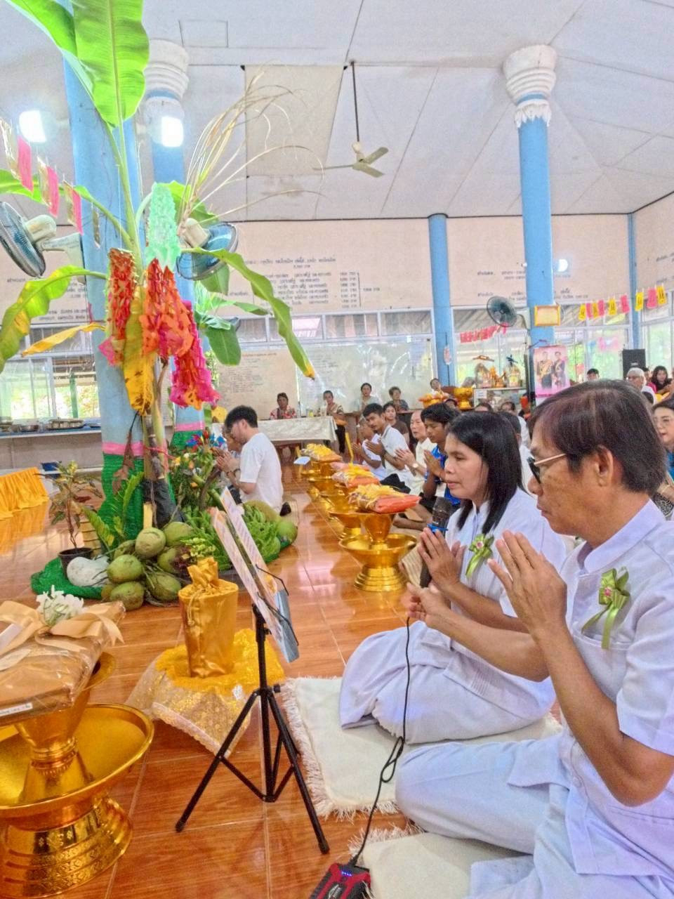 ภาพกล่าวคำถวายกฐินวัดวังวารีศรีศรัทธาราม