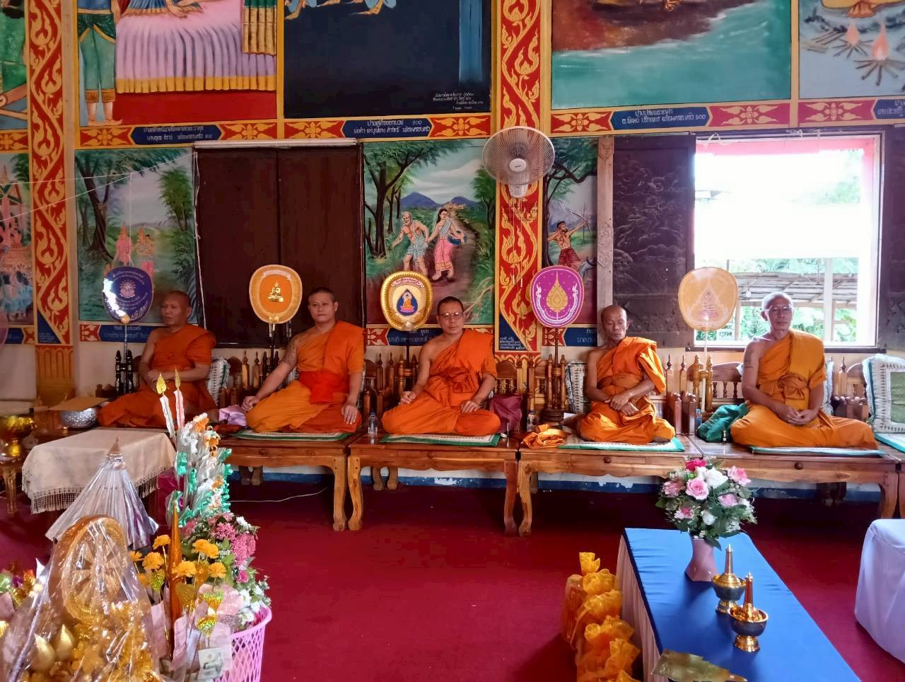 ภาพร่วมพิธีกรรมวัดศาลา