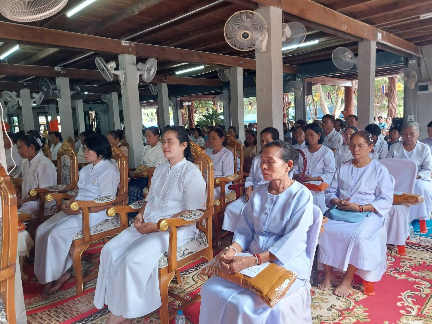 ภาพร่วมพิธีกรรมวัดสันติธรรมาวาส