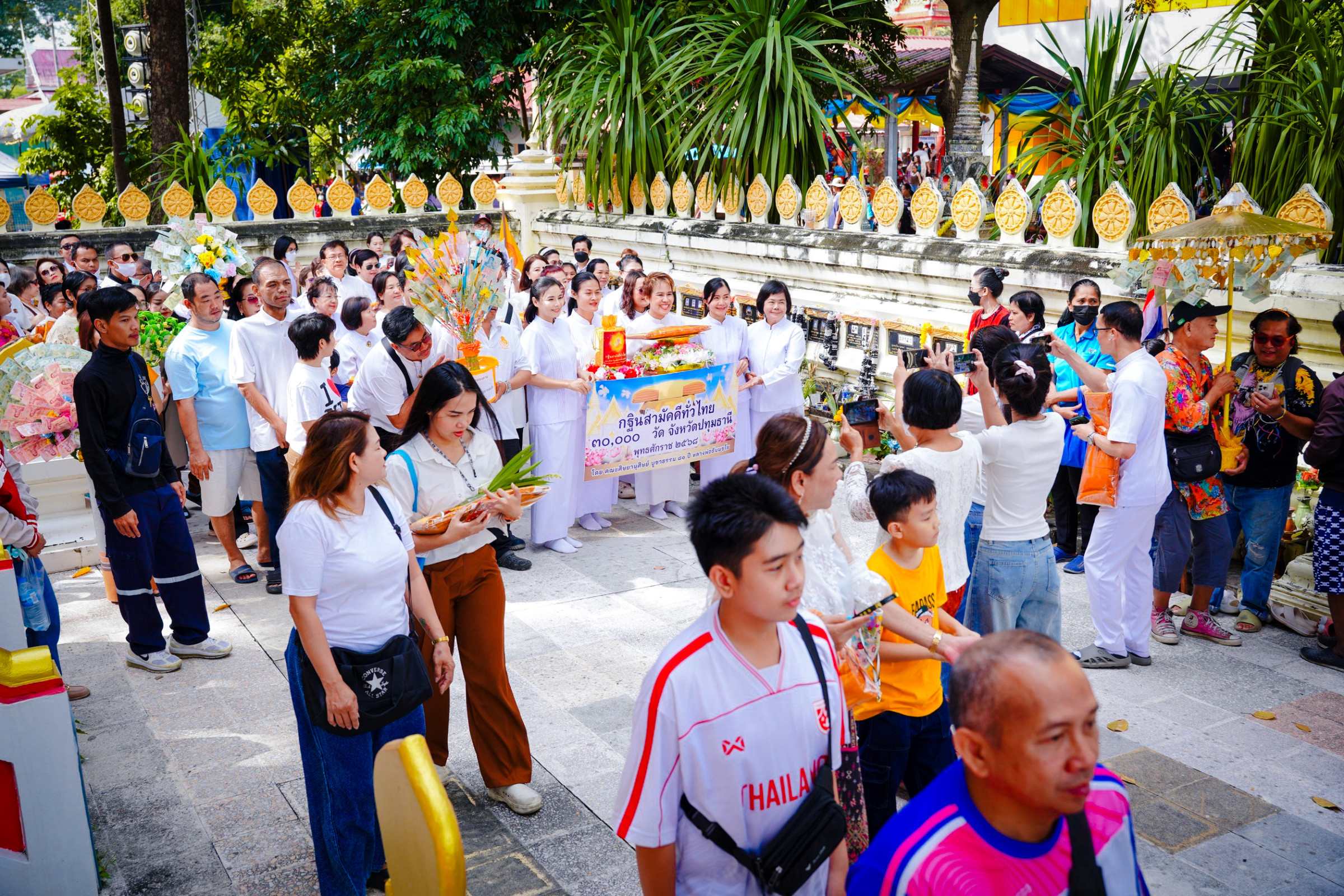ภาพร่วมพิธีกรรมวัดกลางคลองสาม