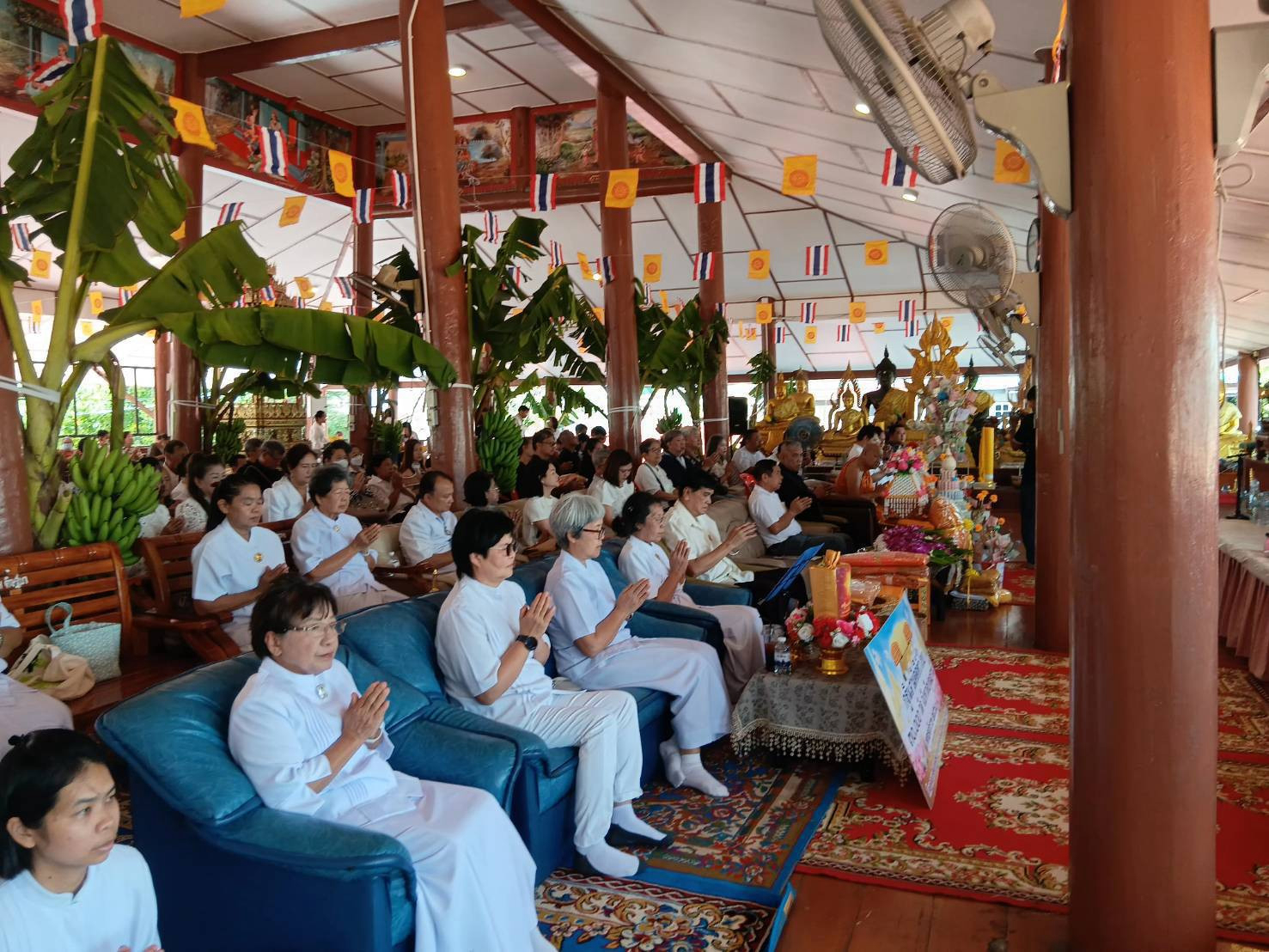 ภาพร่วมพิธีกรรมวัดแสวงสามัคคีธรรม