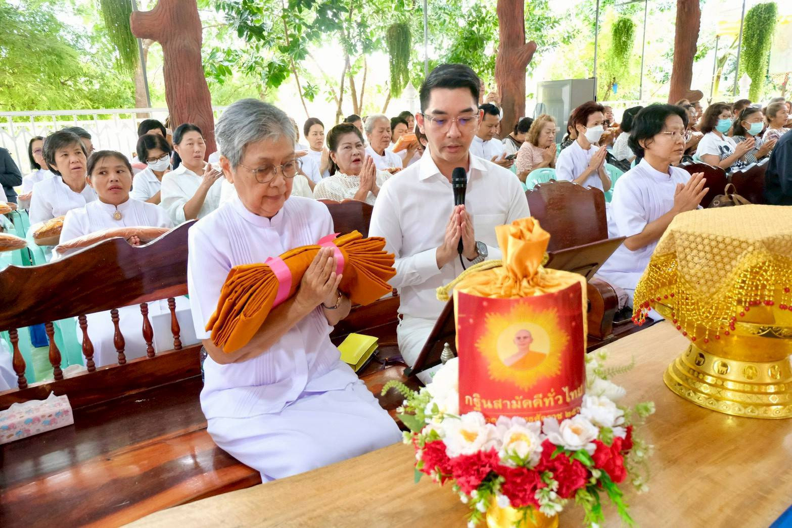 ภาพกล่าวคำถวายกฐินวัดพุทธชินวงศ์วนาราม