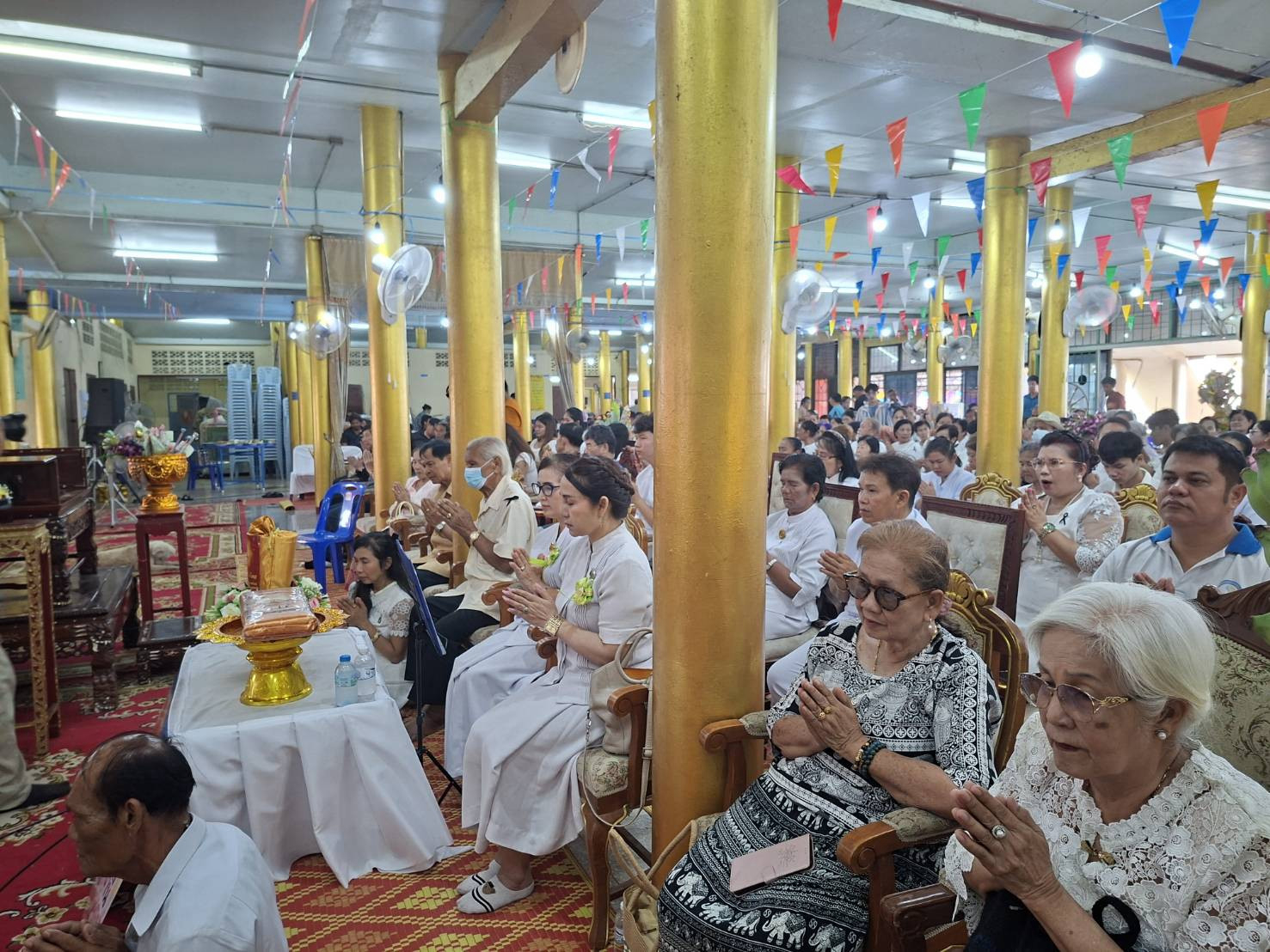 ภาพร่วมพิธีกรรมวัดพืชนิมิต
