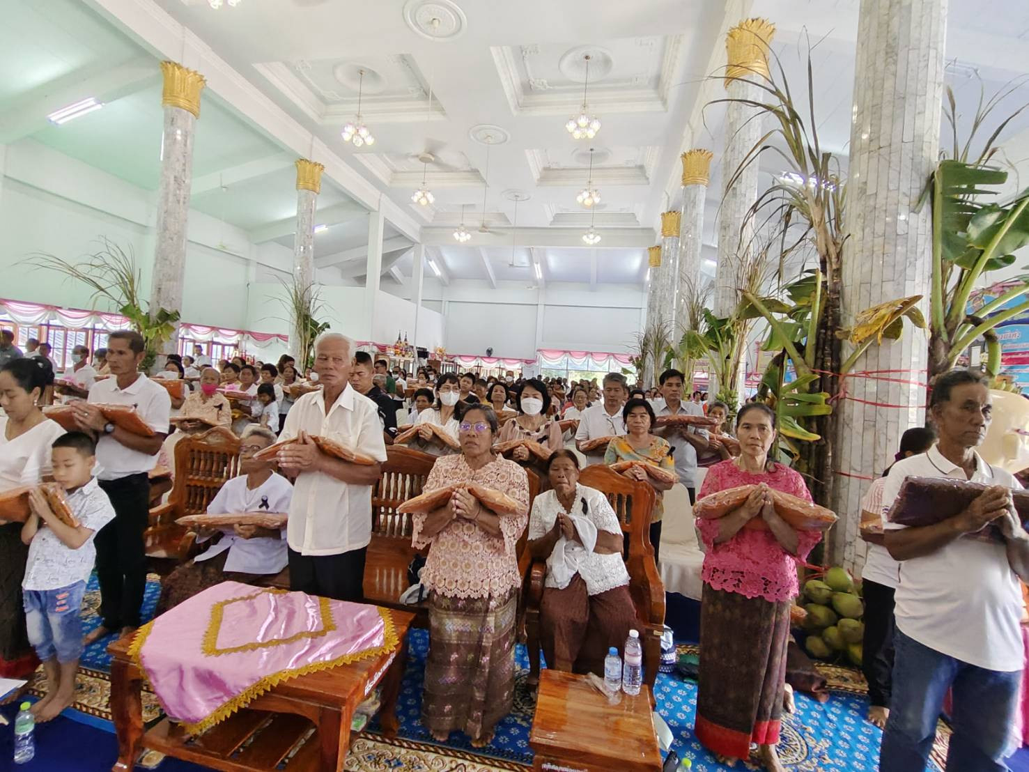 ภาพร่วมพิธีกรรมวัดหนองบัวทุ่ง