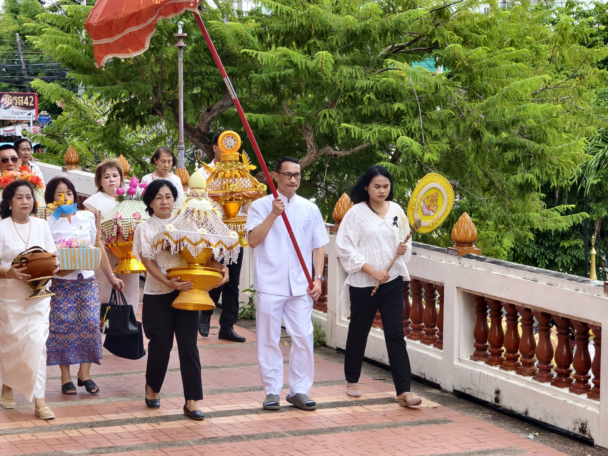 ภาพร่วมพิธีกรรมวัดหงษ์ปทุมาวาส