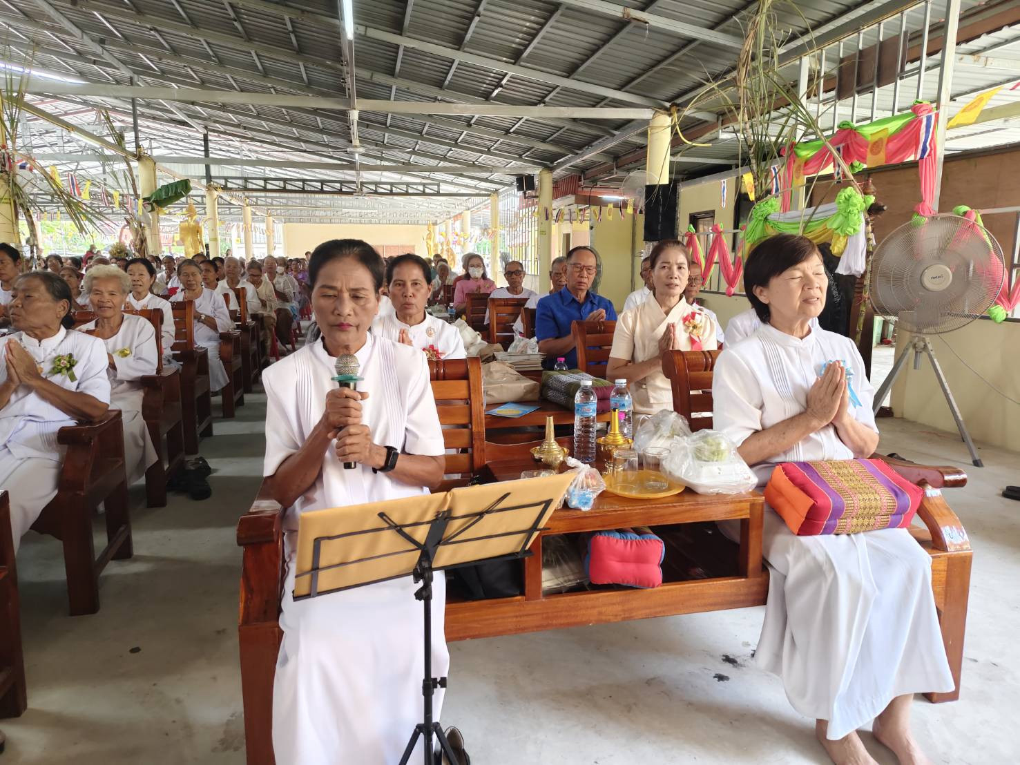 ภาพกล่าวคำถวายกฐินวัดบ้านไร่
