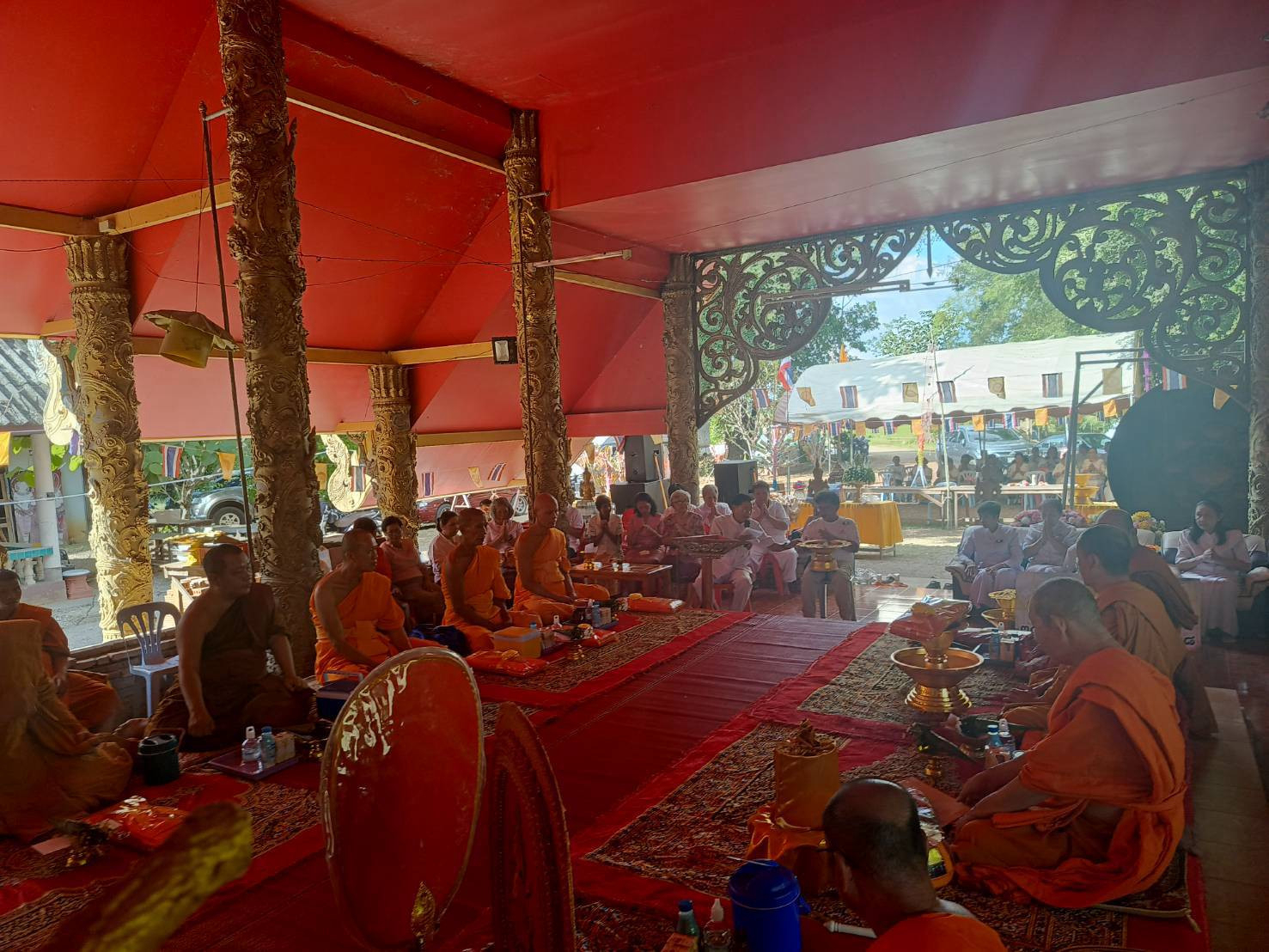 ภาพร่วมพิธีกรรมวัดโบสถ์ฆ้องคำศรัทธาราม