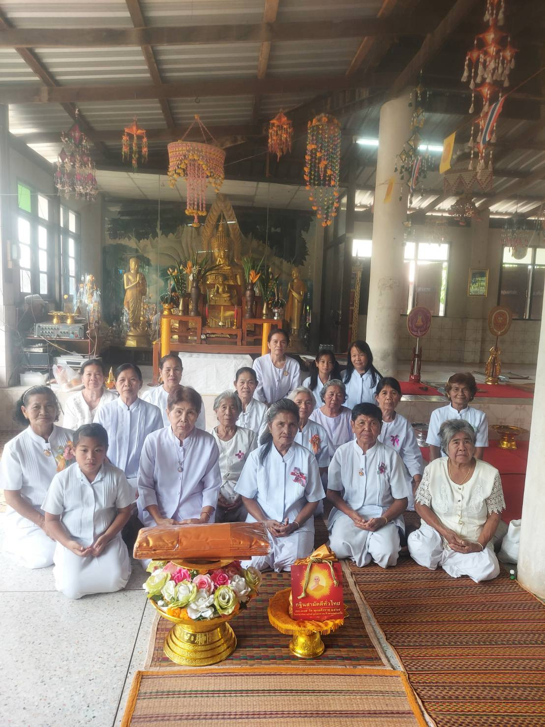 ภาพร่วมพิธีกรรมวัดถาวรนิมิต