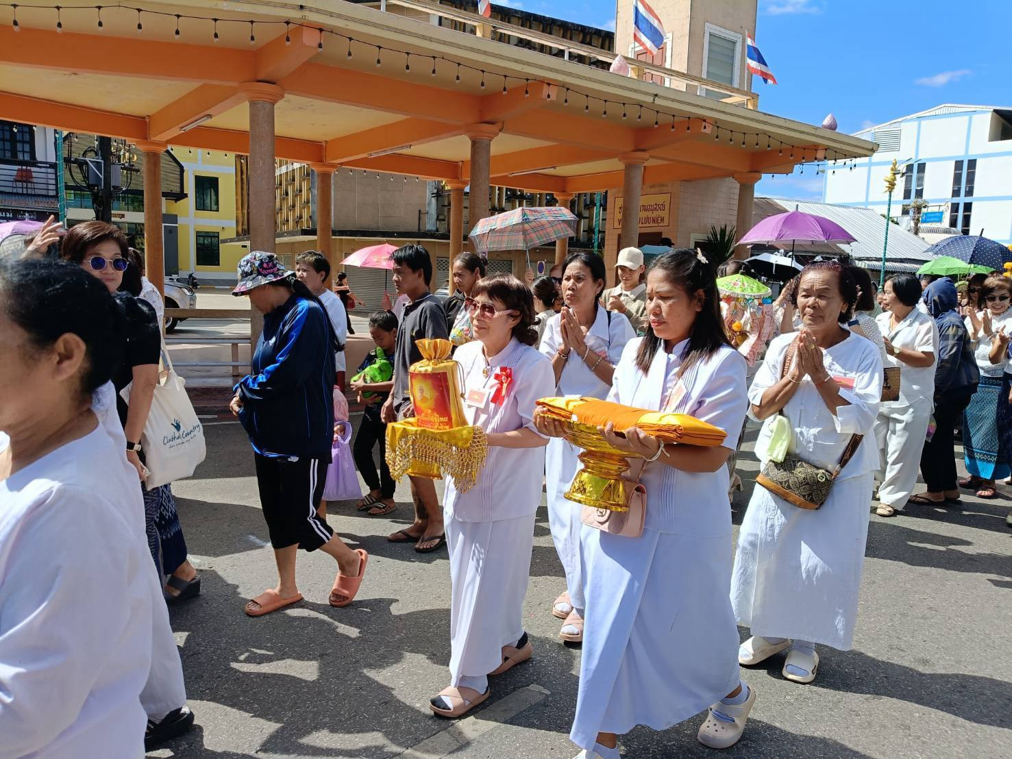 ภาพร่วมพิธีกรรมวัดโอกาส
