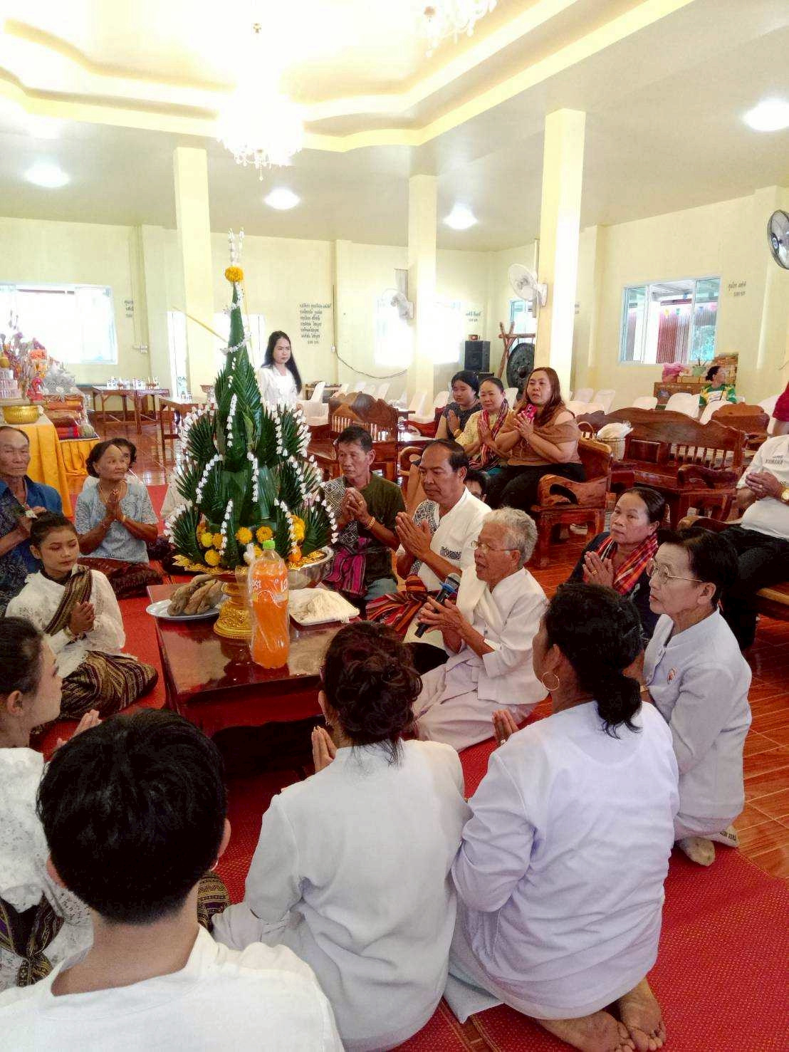 ภาพร่วมพิธีกรรมวัดค่ายเสรี