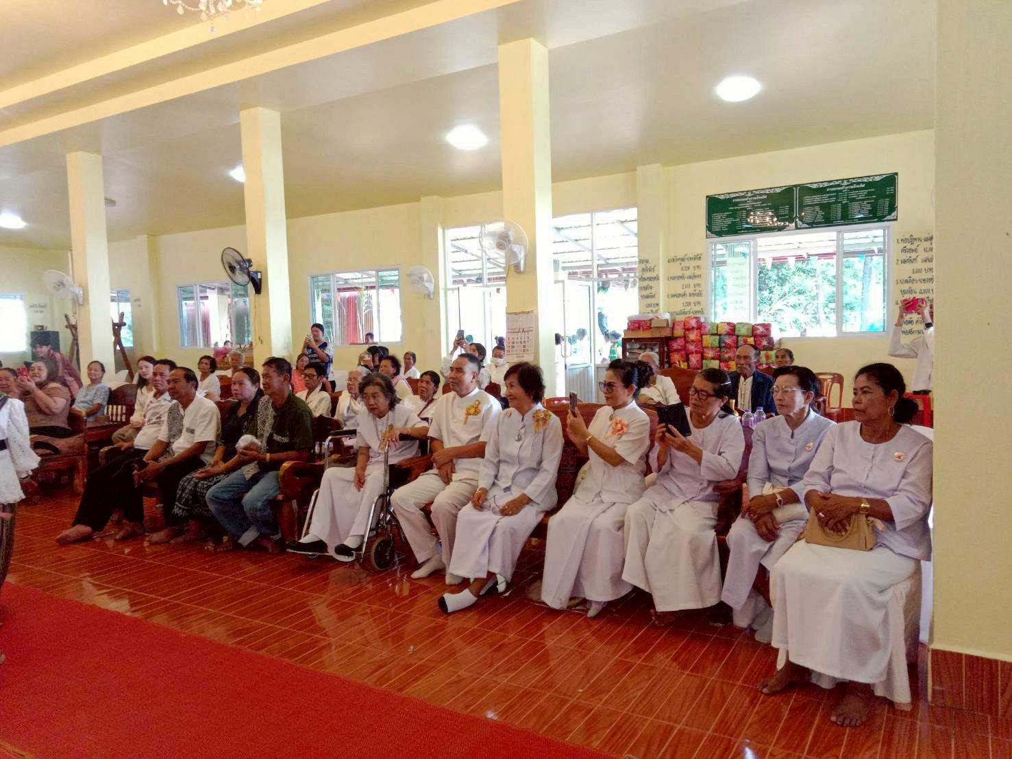 ภาพร่วมพิธีกรรมวัดค่ายเสรี