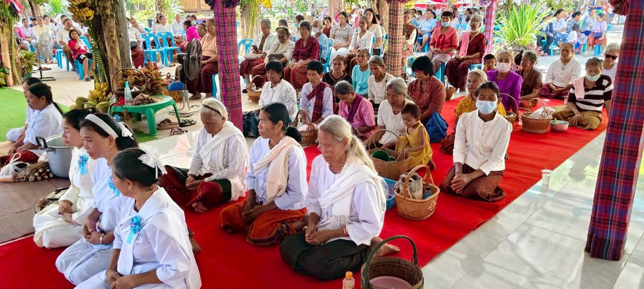 ภาพร่วมพิธีกรรมวัดบ้านเกาะ