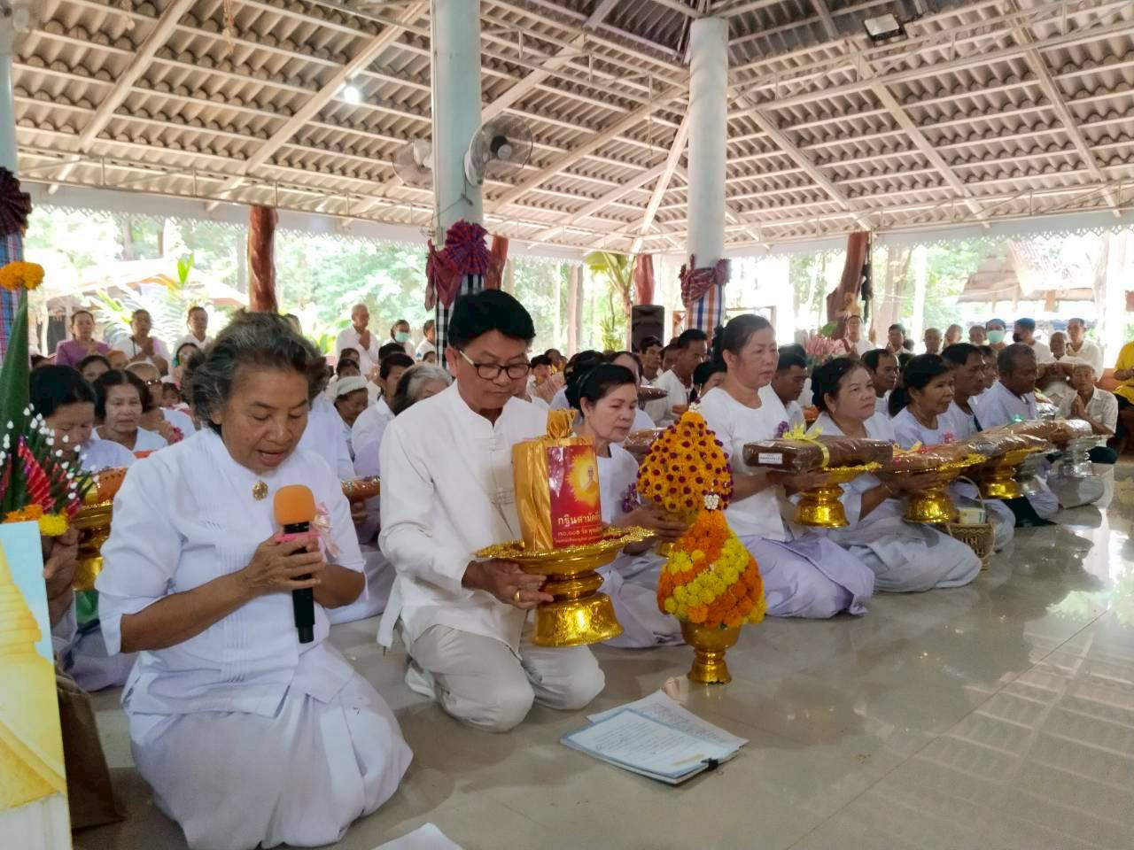 ภาพกล่าวคำถวายกฐินวัดป่าไชยมงคลเจริญธรรม