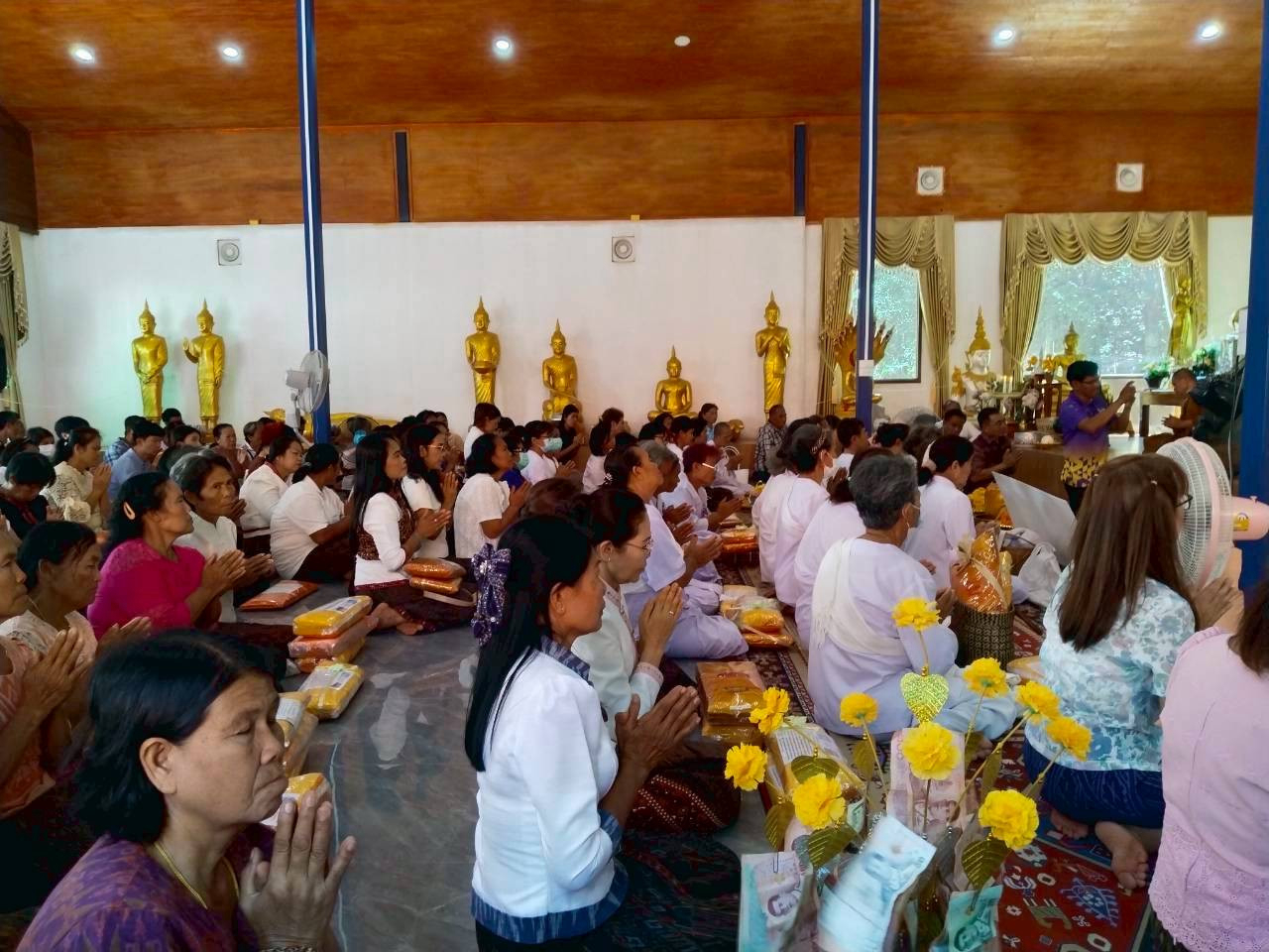 ภาพร่วมพิธีกรรมวัดป่าสุประเสริฐ