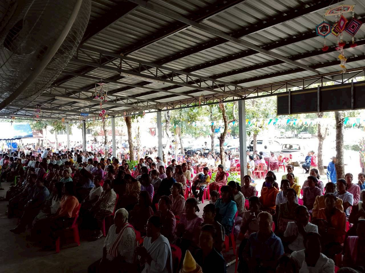 ภาพร่วมพิธีกรรมวัดตะเคียนราม