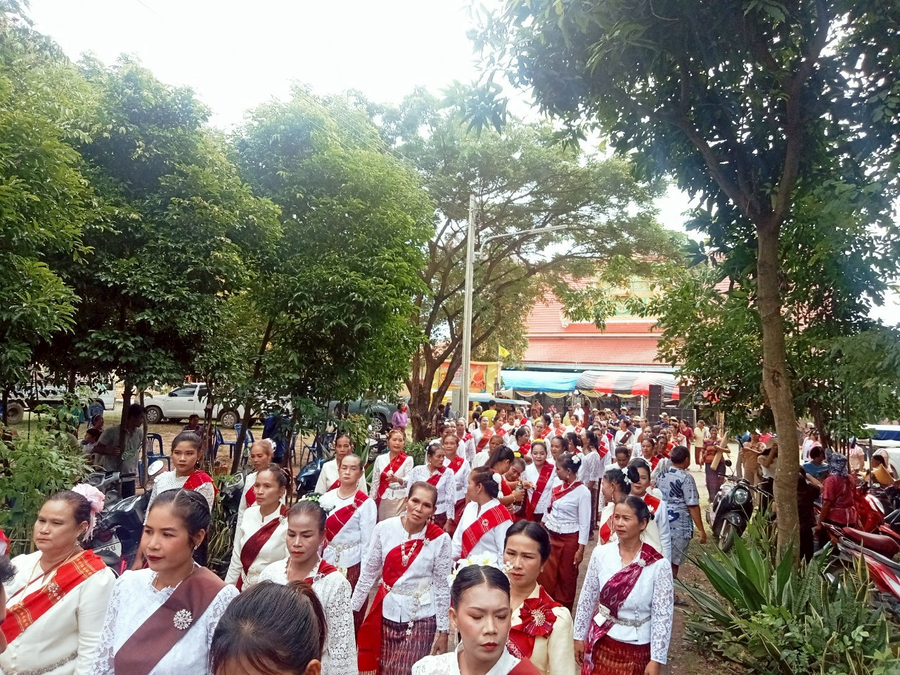 ภาพร่วมพิธีกรรมวัดศรีโกธาราราม