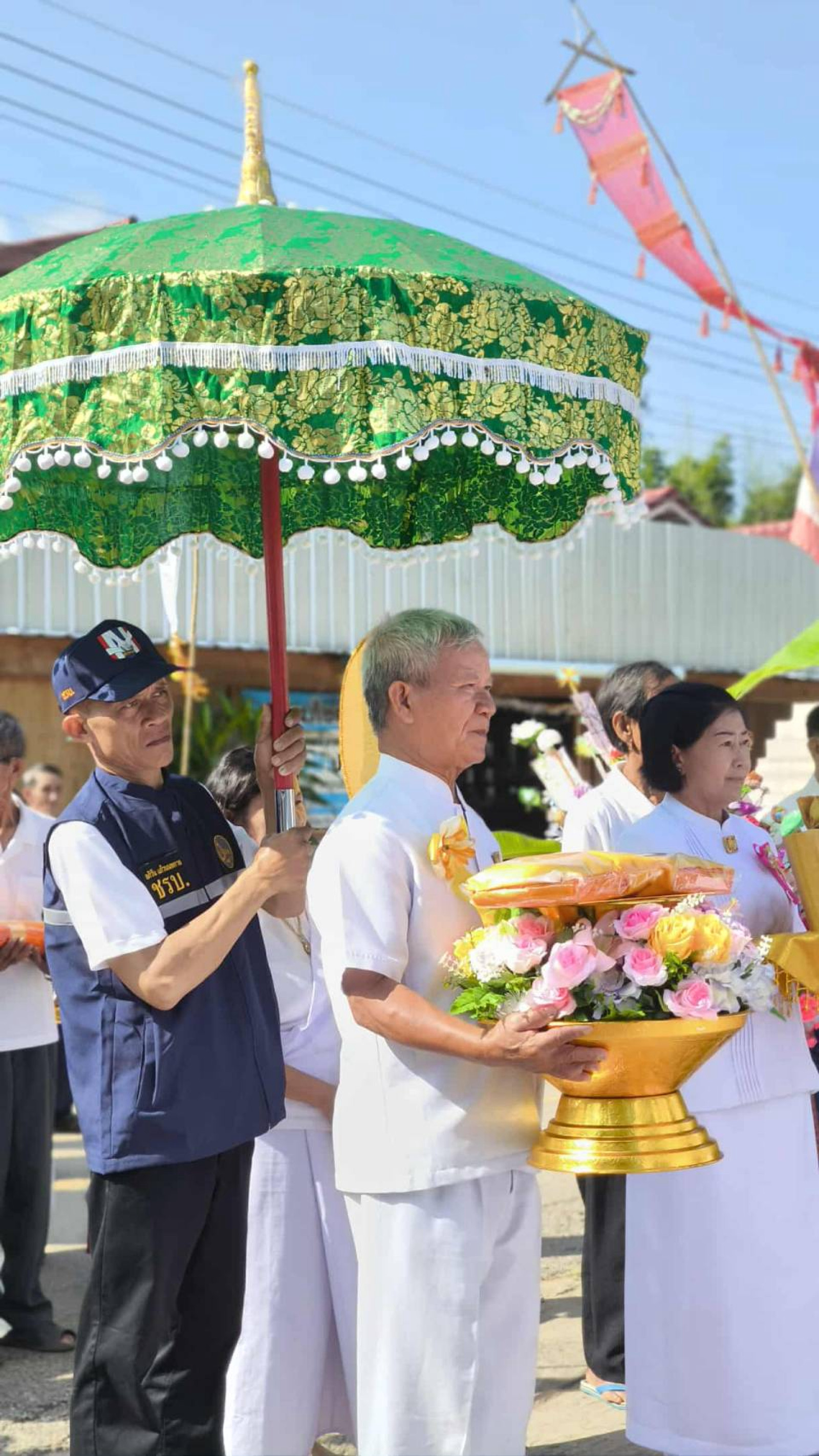 ภาพร่วมพิธีกรรมวัดห้วยสอน