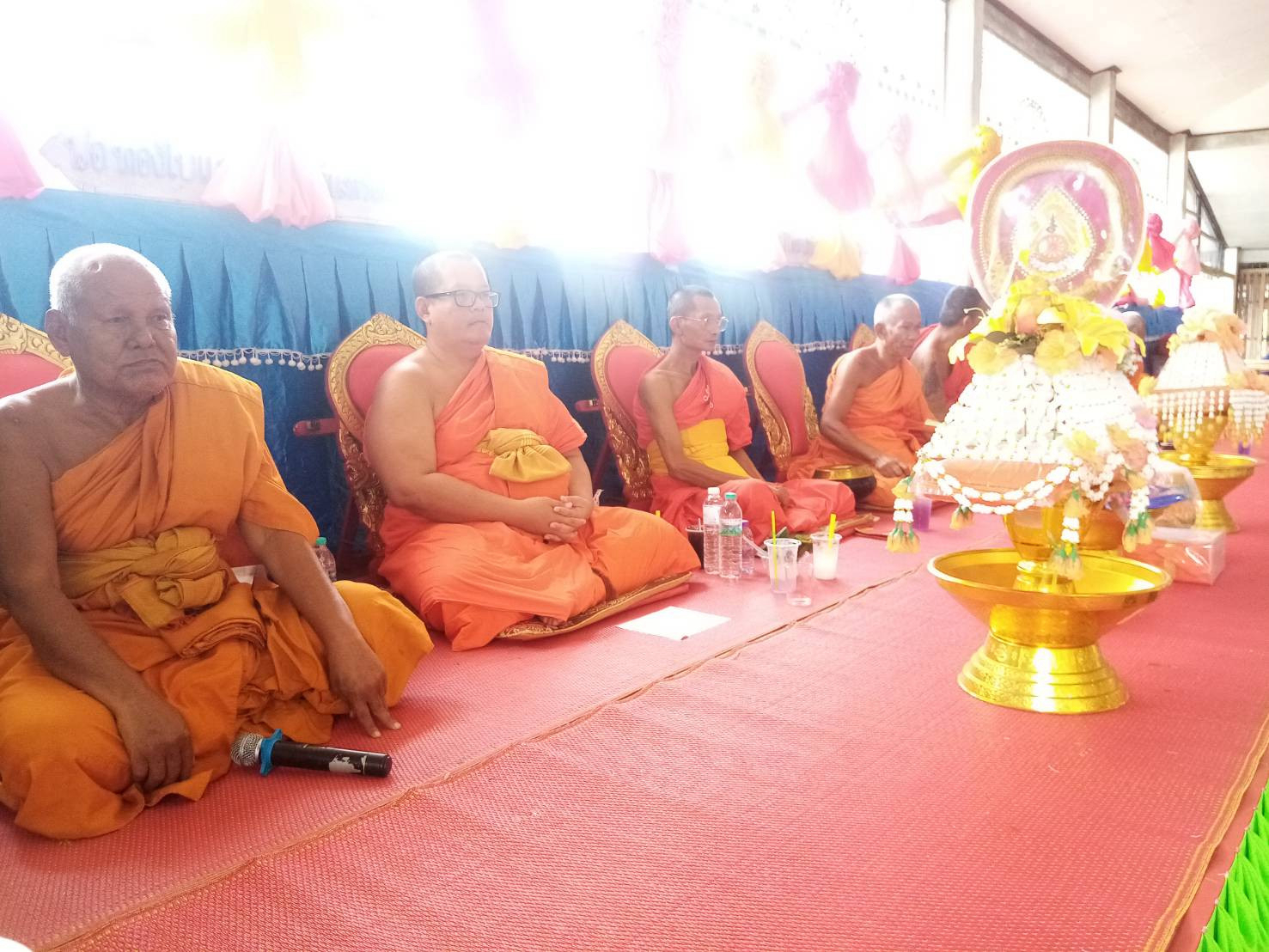 ภาพร่วมพิธีกรรมวัดหนองแหน