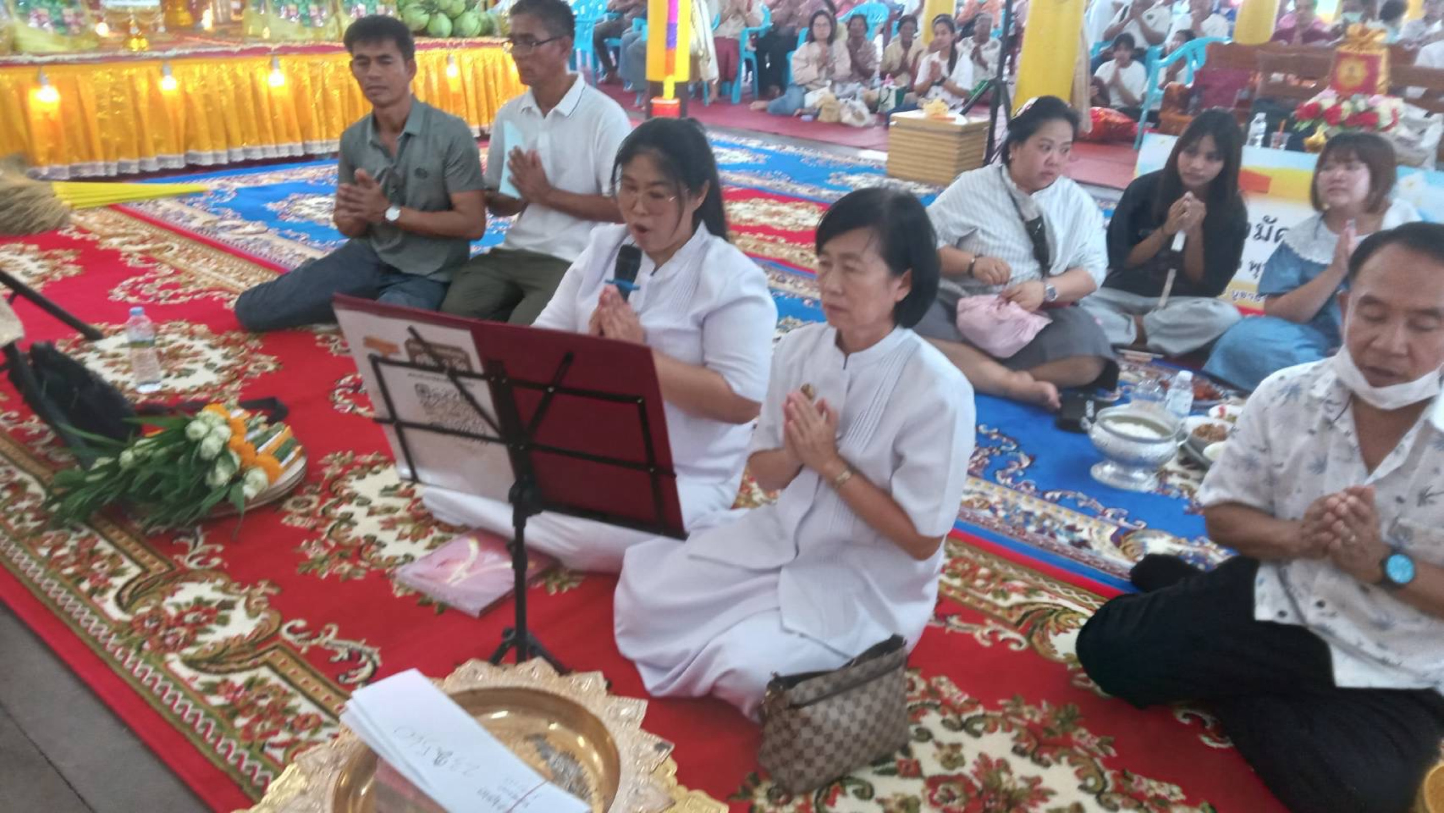 ภาพร่วมพิธีกรรมวัดนางชี