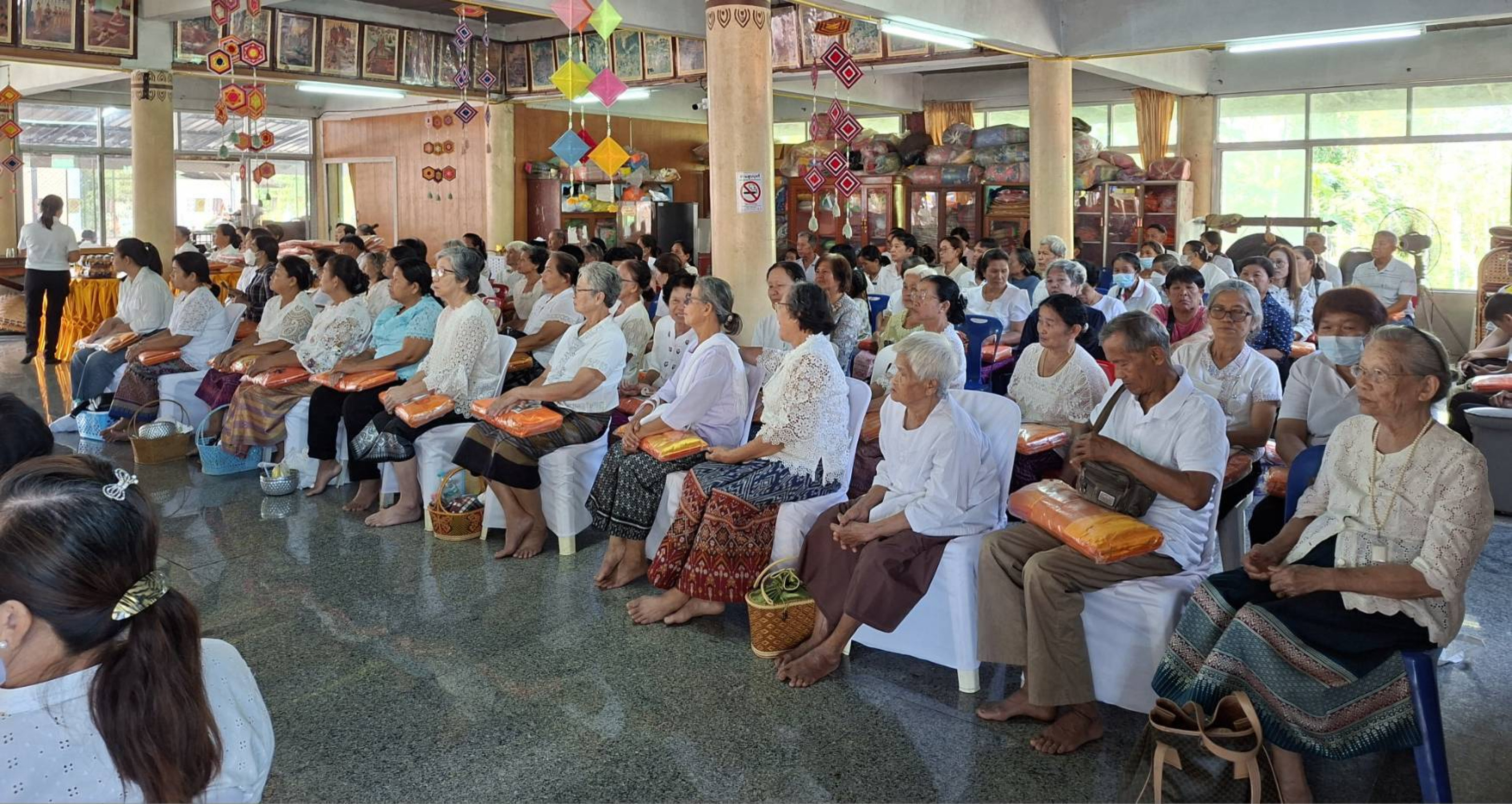 ภาพร่วมพิธีกรรมสำนักสงฆ์หนองสองเฒ่า